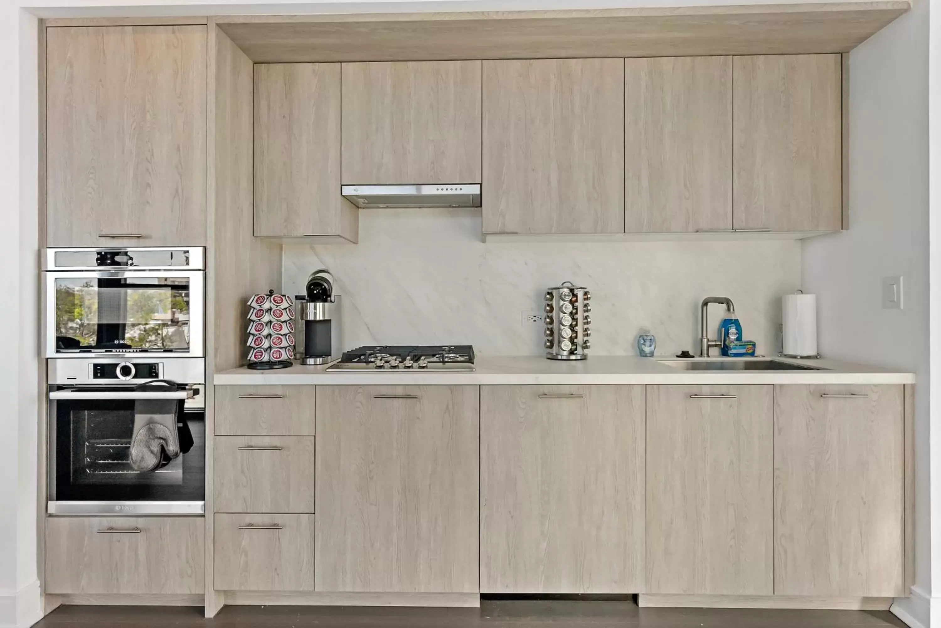 Kitchen/Kitchenette in Pure Voyage Shaw