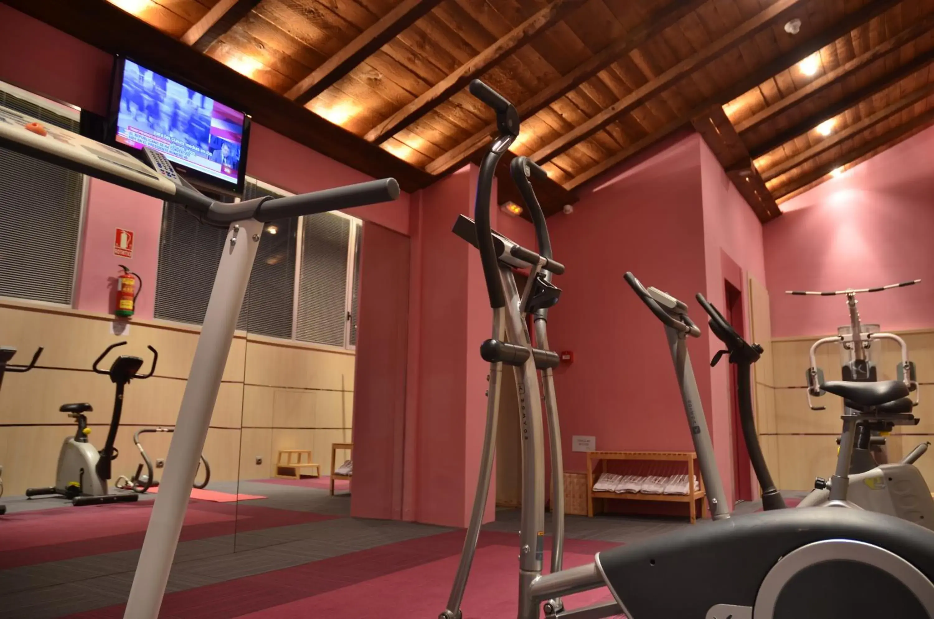 Fitness centre/facilities in Hotel Oriente Fitness centre/facilities in Hotel Oriente