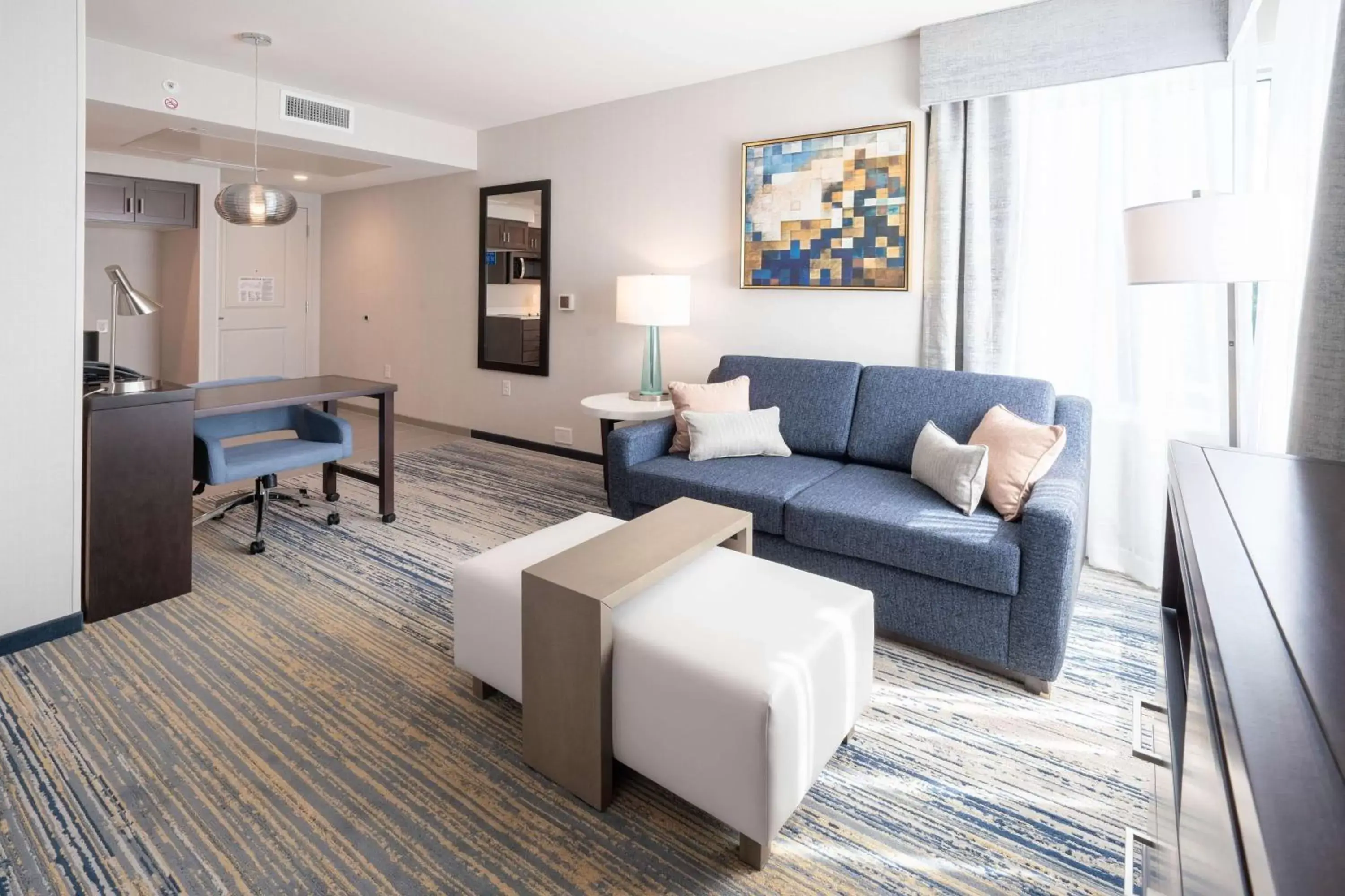 Bedroom, Seating Area in Homewood Suites By Hilton Sunnyvale-Silicon Valley, Ca