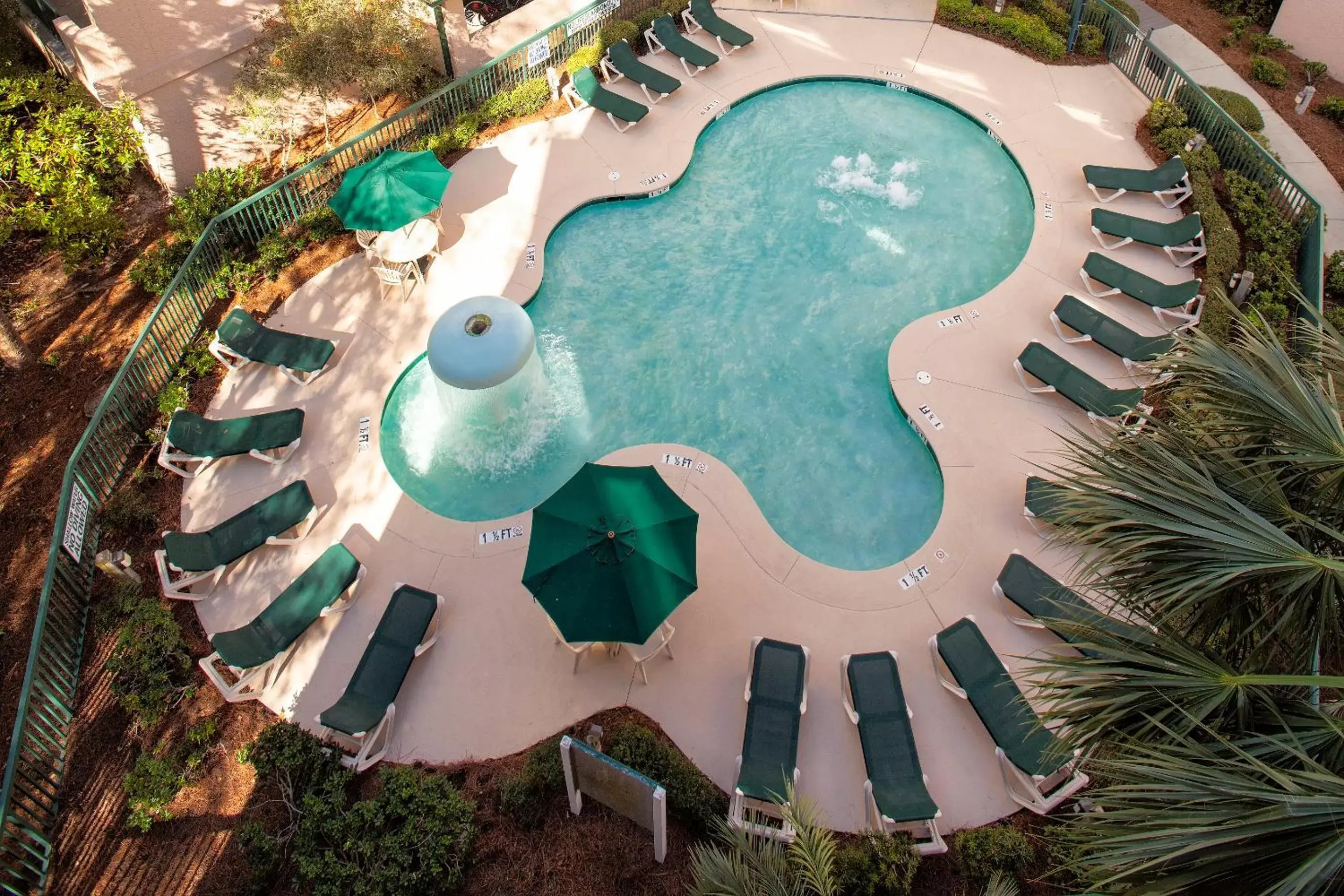 Swimming pool, Bird's-eye View in Waterside by Spinnaker Resorts
