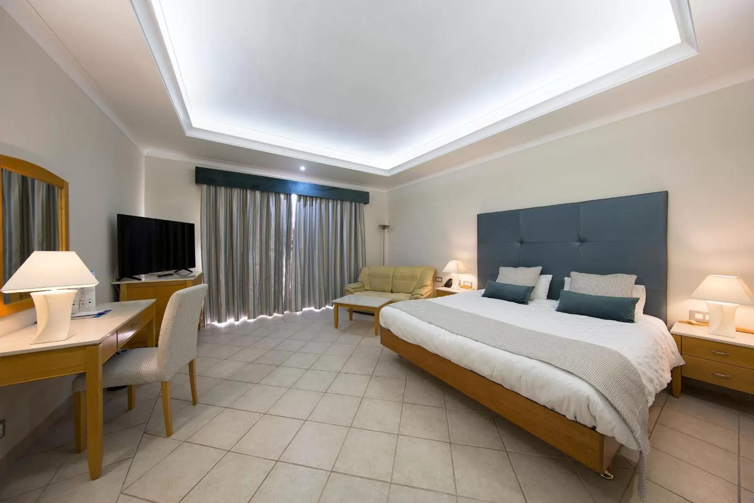 Bedroom in Paradise Bay Resort