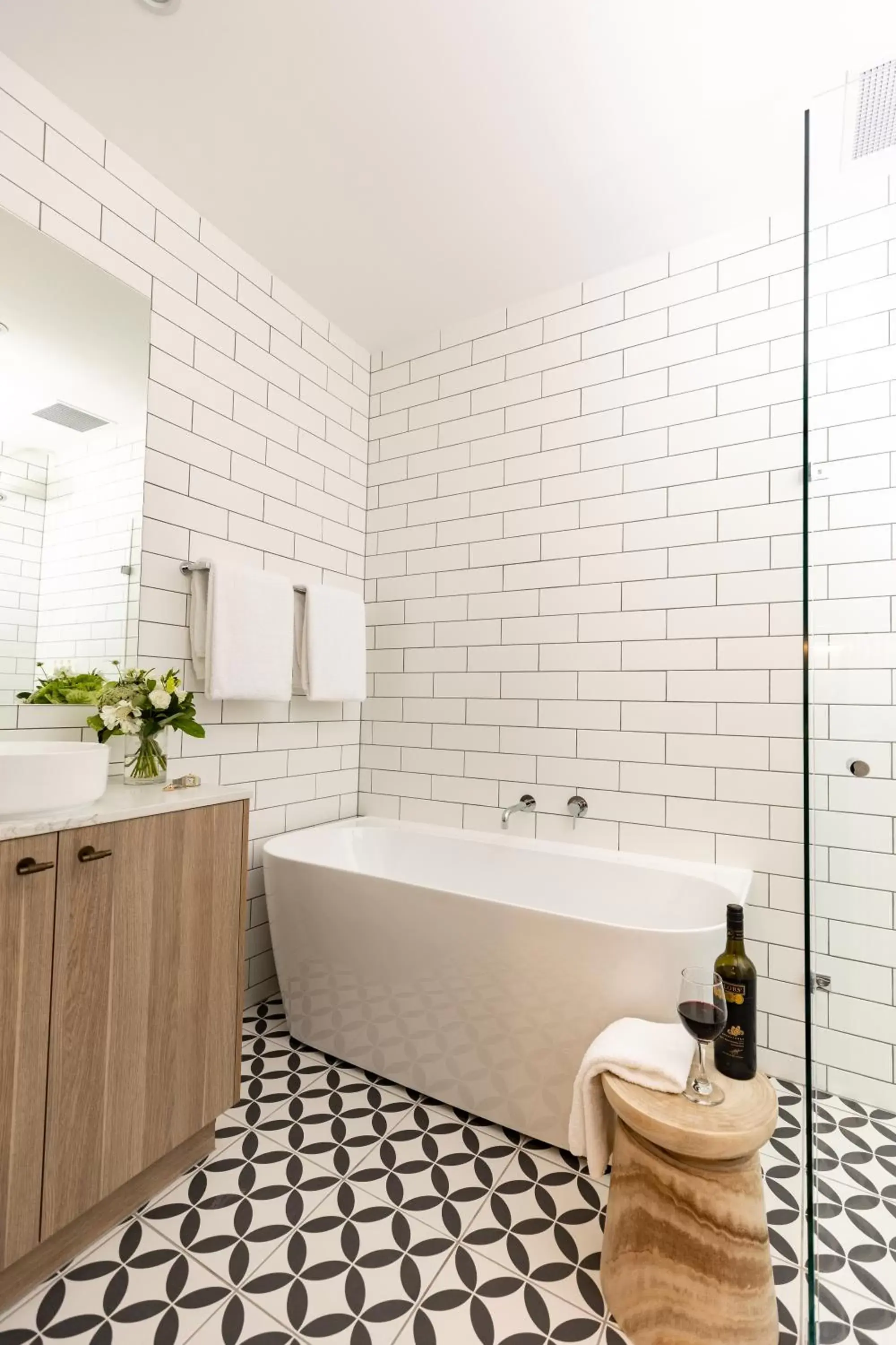 Shower, Bathroom in Clare Country Club