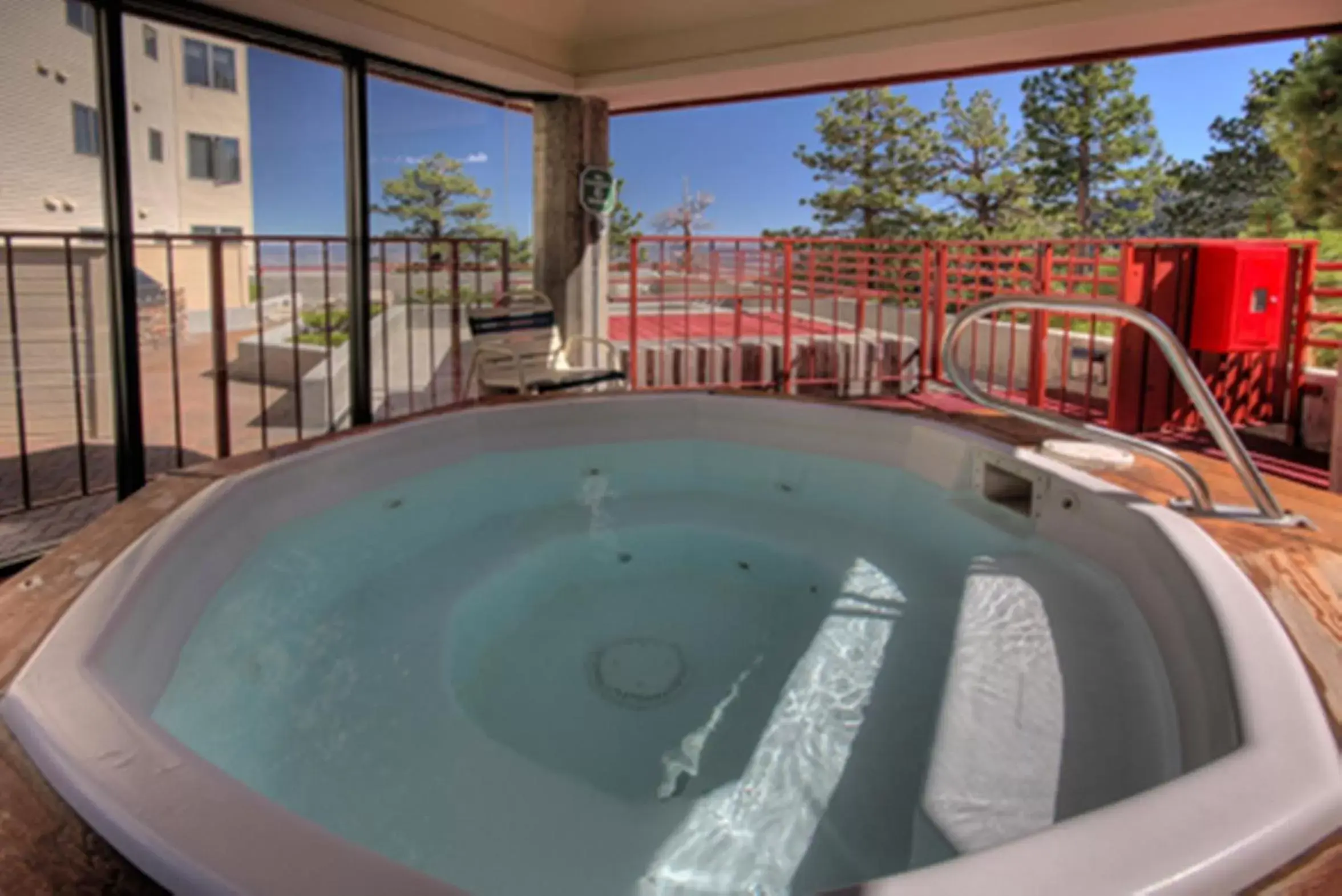 Property building in Holiday Inn Club Vacations - Tahoe Ridge Resort Property building in Holiday Inn Club Vacations - Tahoe Ridge Resort