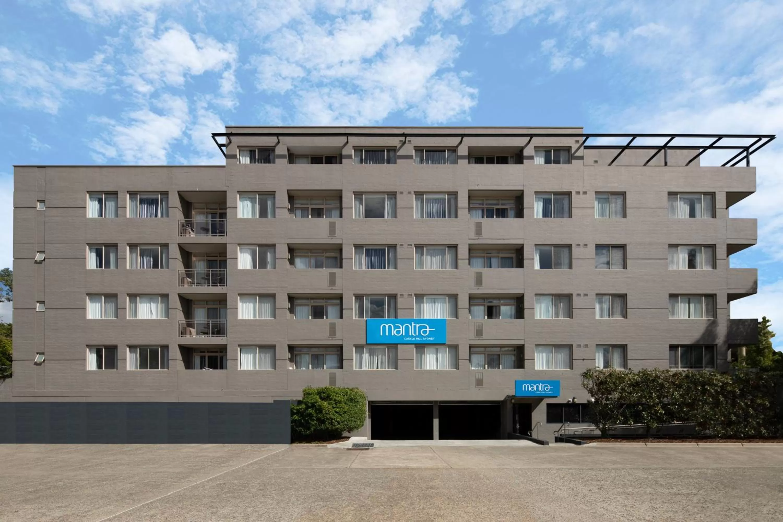 Property building in Mantra Castle Hill Sydney, an Accor Hotel