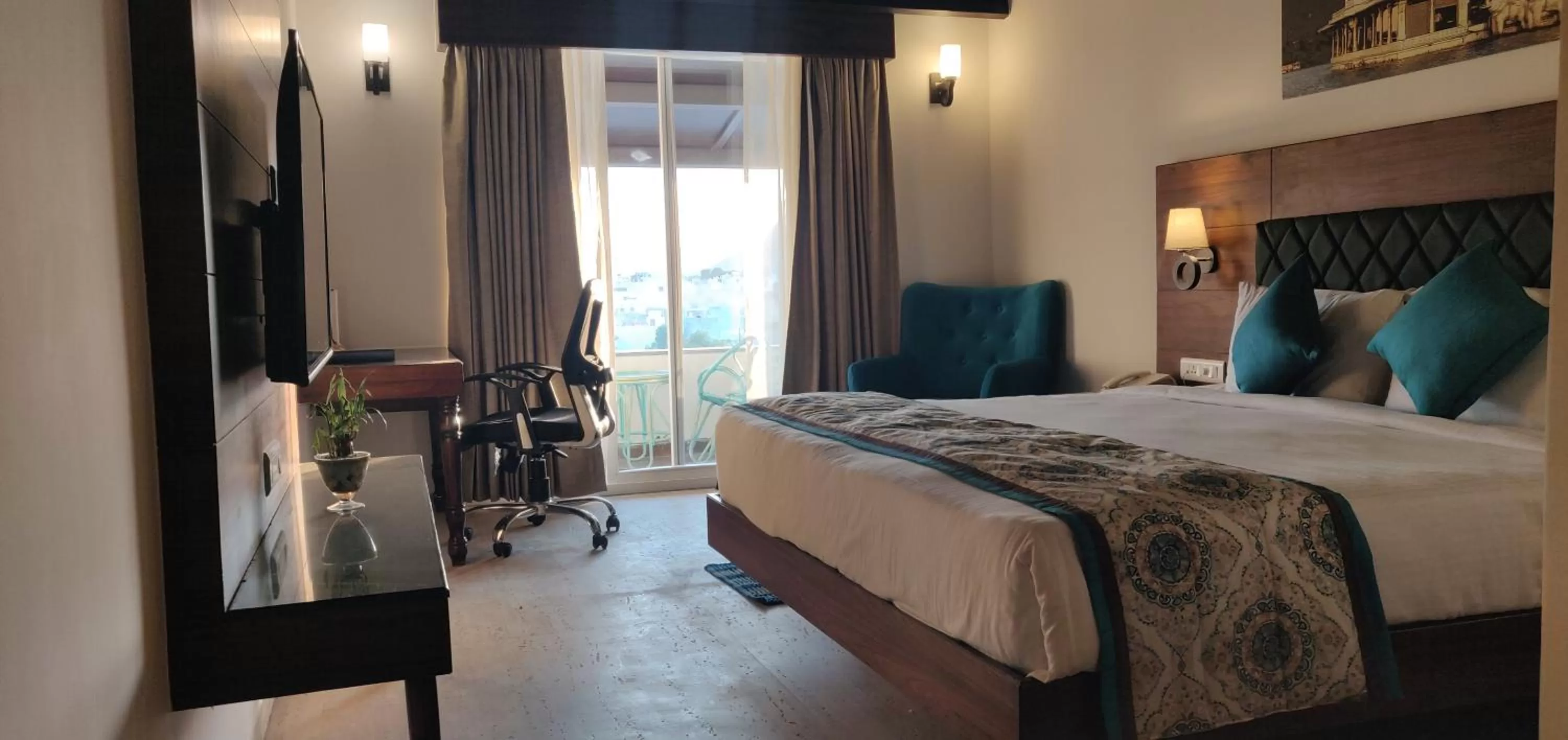 Bed in Bamboo Saa Resort & Spa - Udaipur