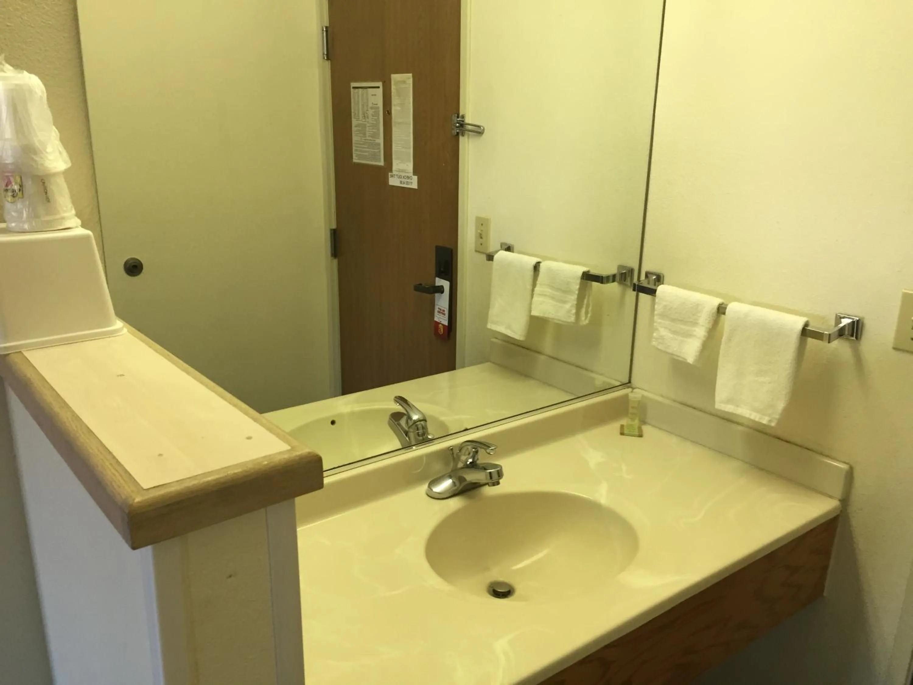 Super 8 by Wyndham Willcox