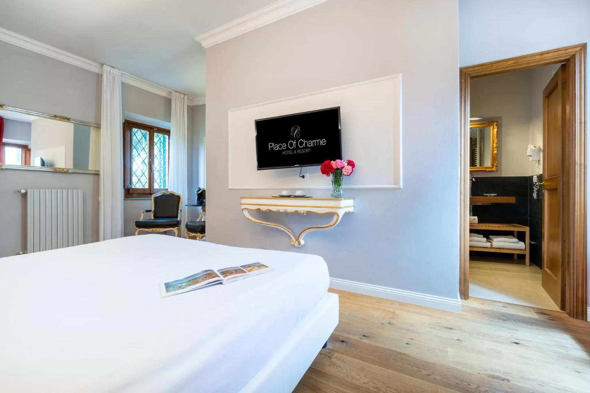 Bed in Art Hotel Villa Agape - Place of Charme