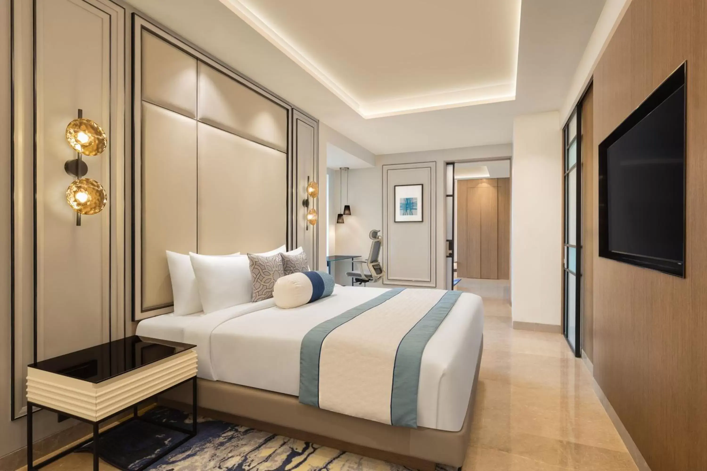 Bedroom in Fairfield by Marriott Mumbai International Airport