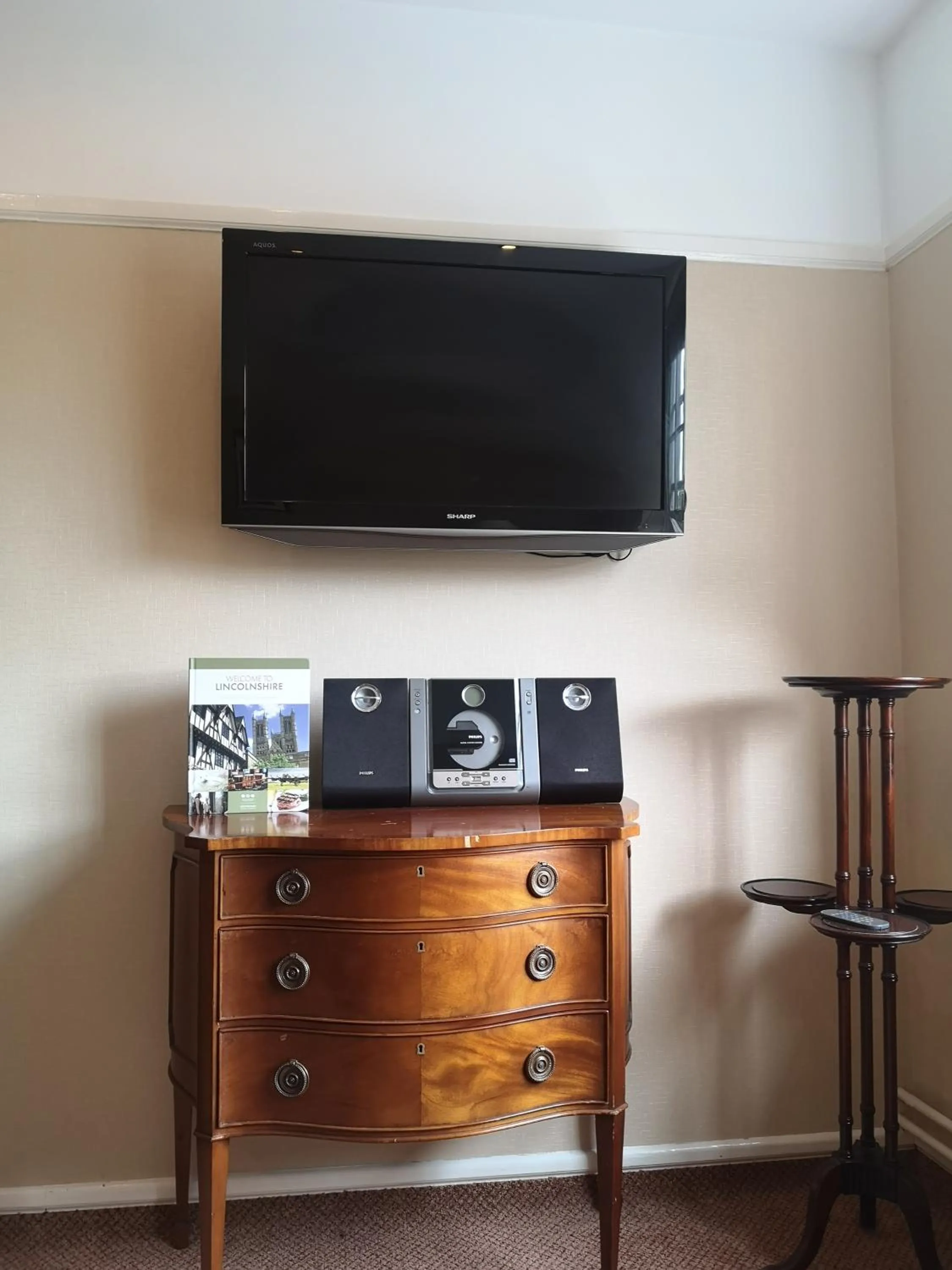 Twin Room in Charlotte House