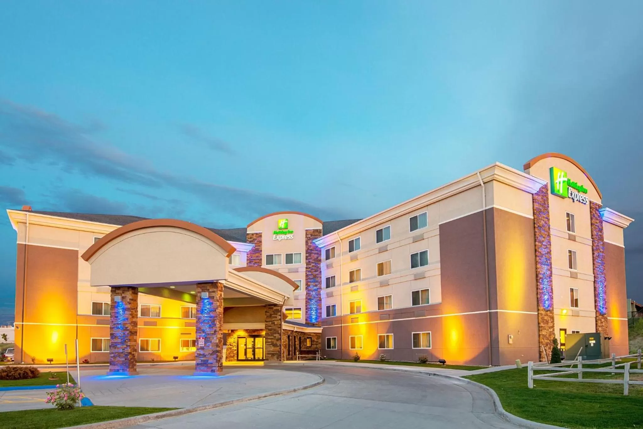 Property building in Holiday Inn Express Casper I-25 by IHG