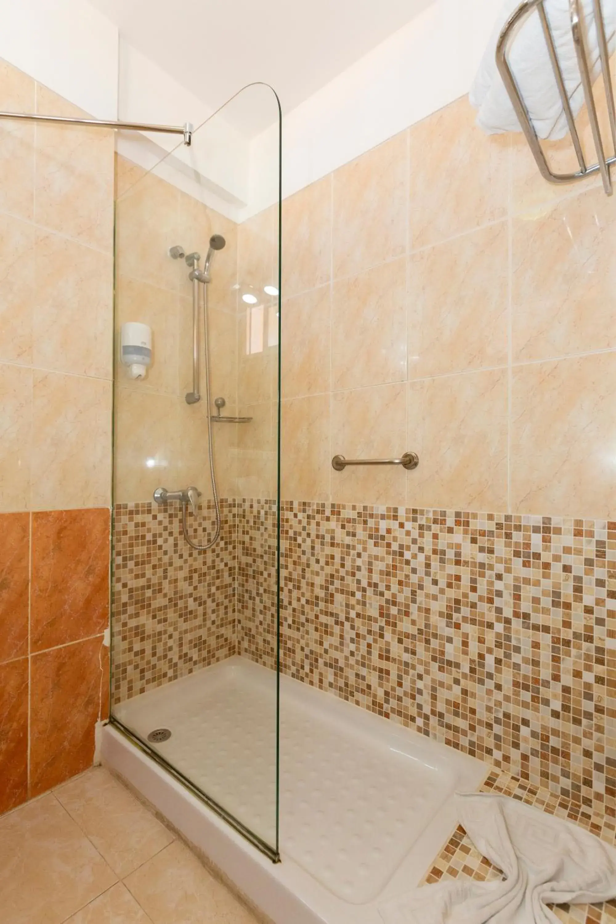 Bathroom in Villa De Adeje Beach