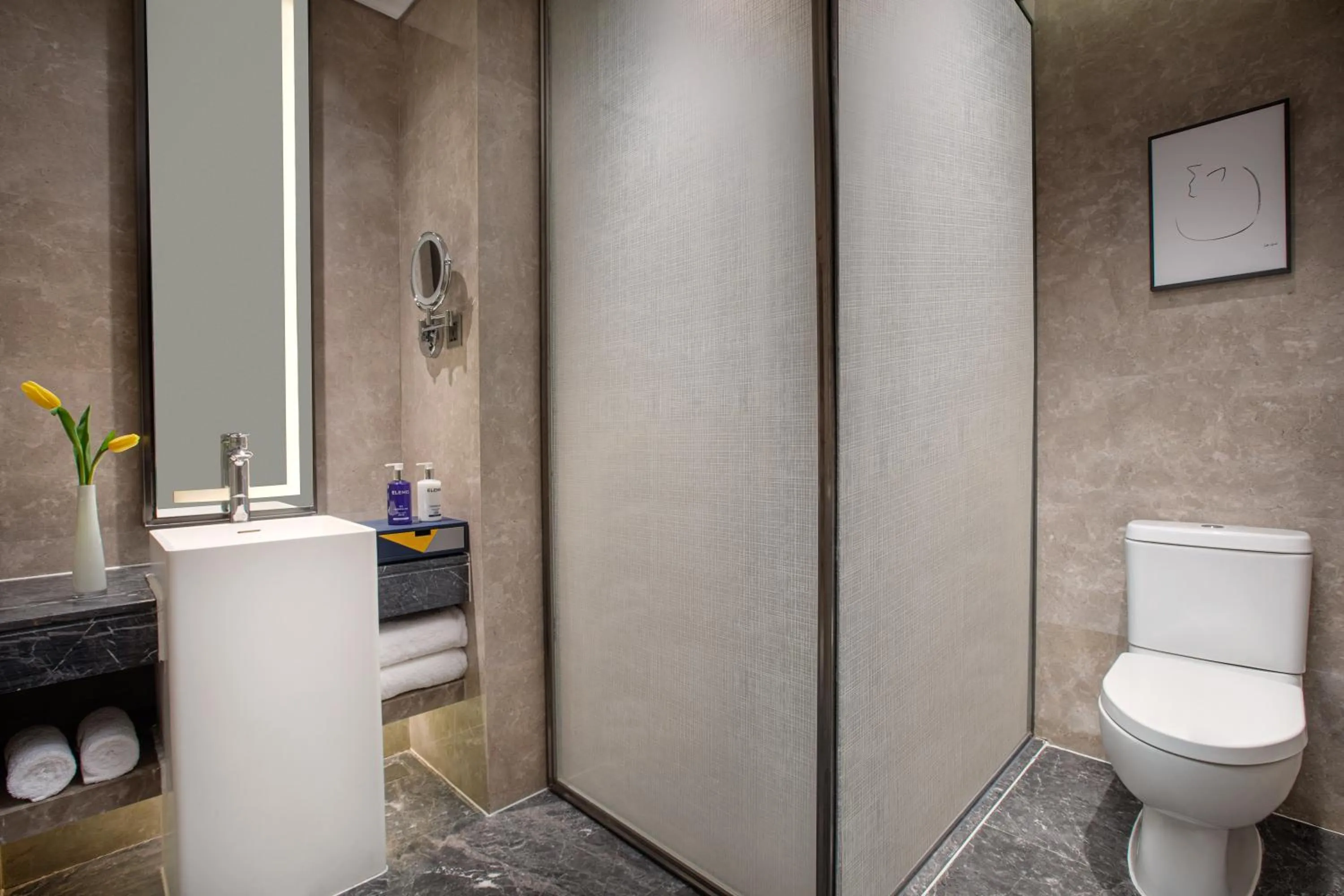 Standard Room in voco Xian ETDZ, an IHG Hotel