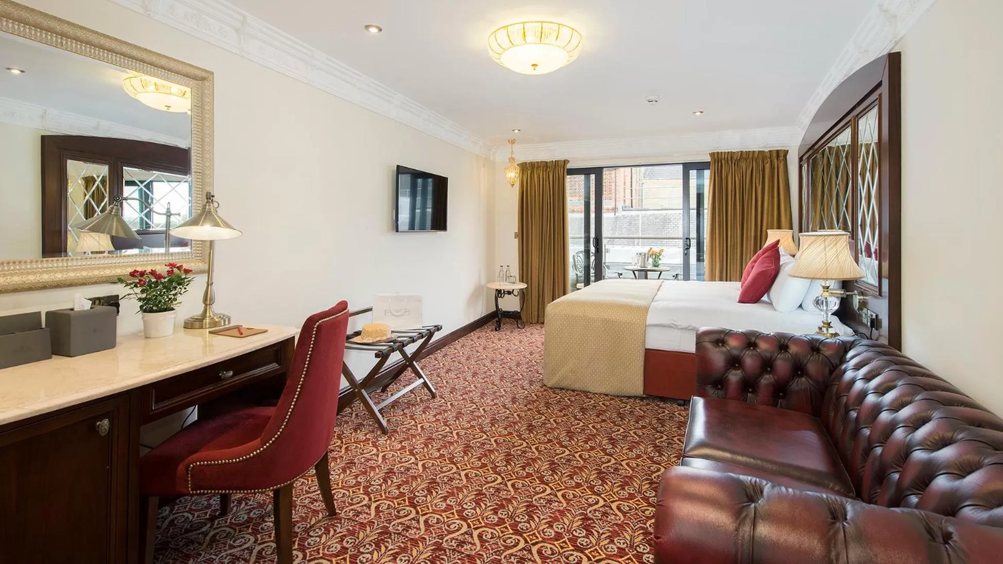 Bed in The George Street Hotel