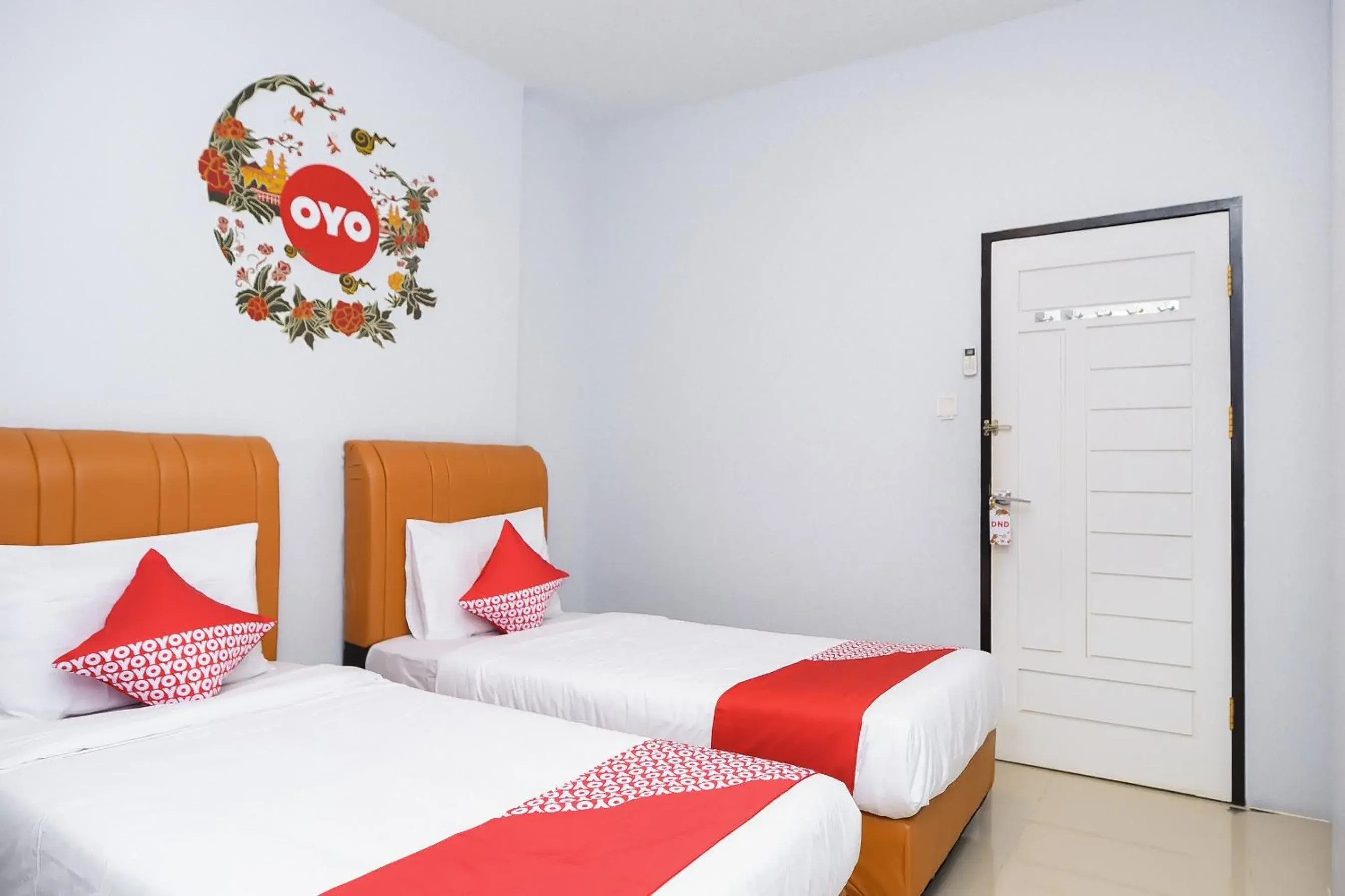Bedroom, Bed in SUPER OYO 632 Hotel Mulana