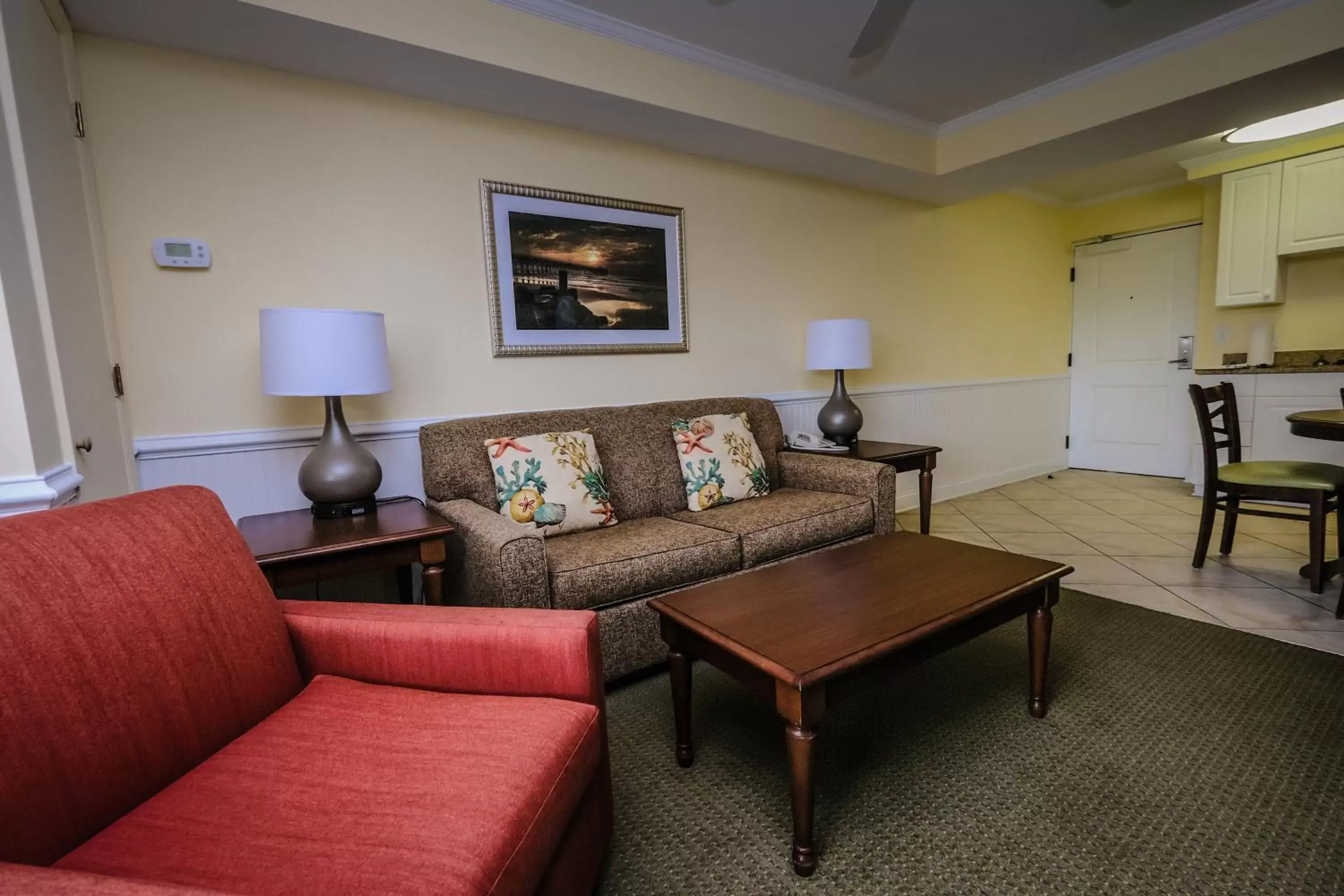 Living room, Seating Area in Litchfield Beach & Golf Resort