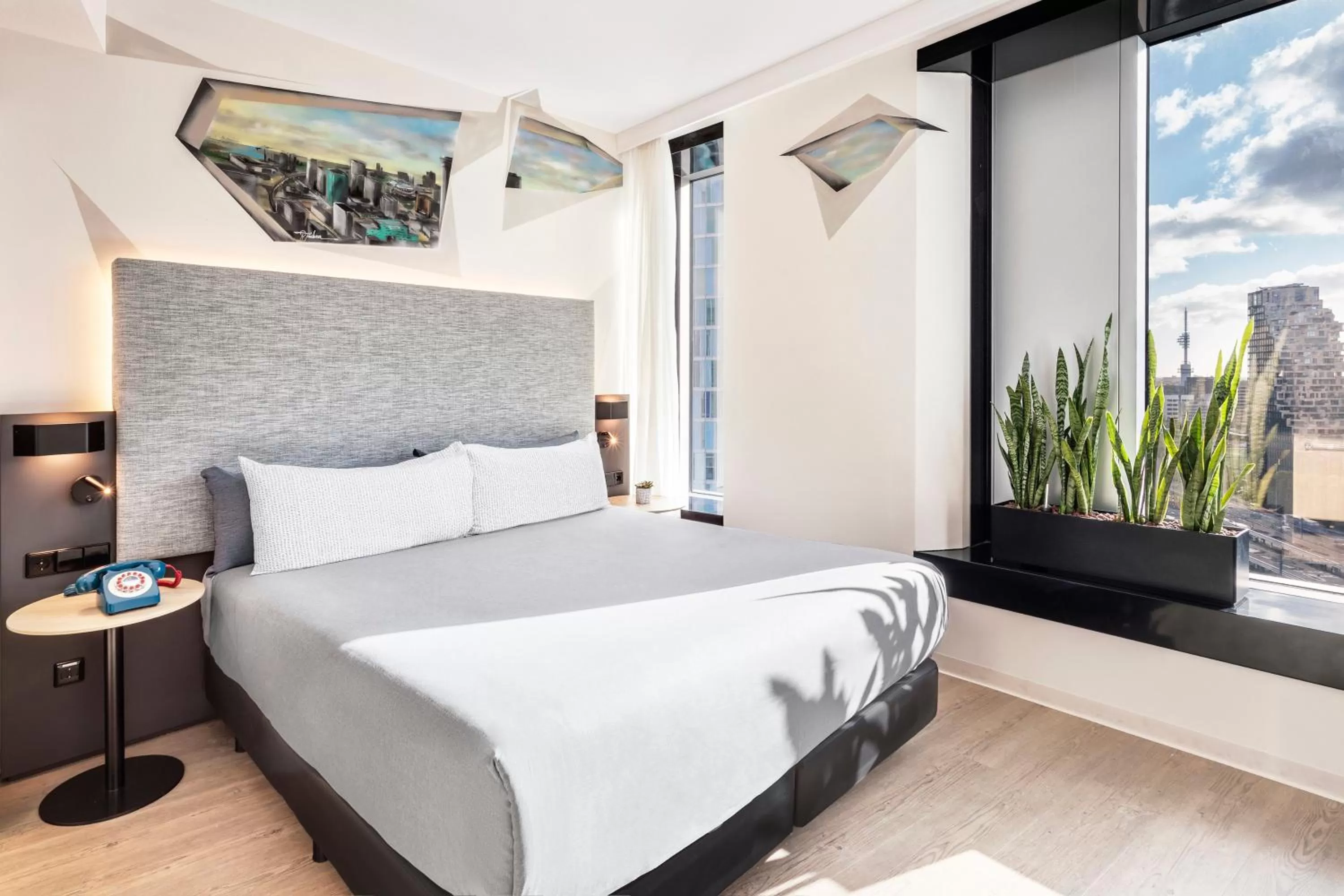 Bed in INNSiDE by Meliá Amsterdam