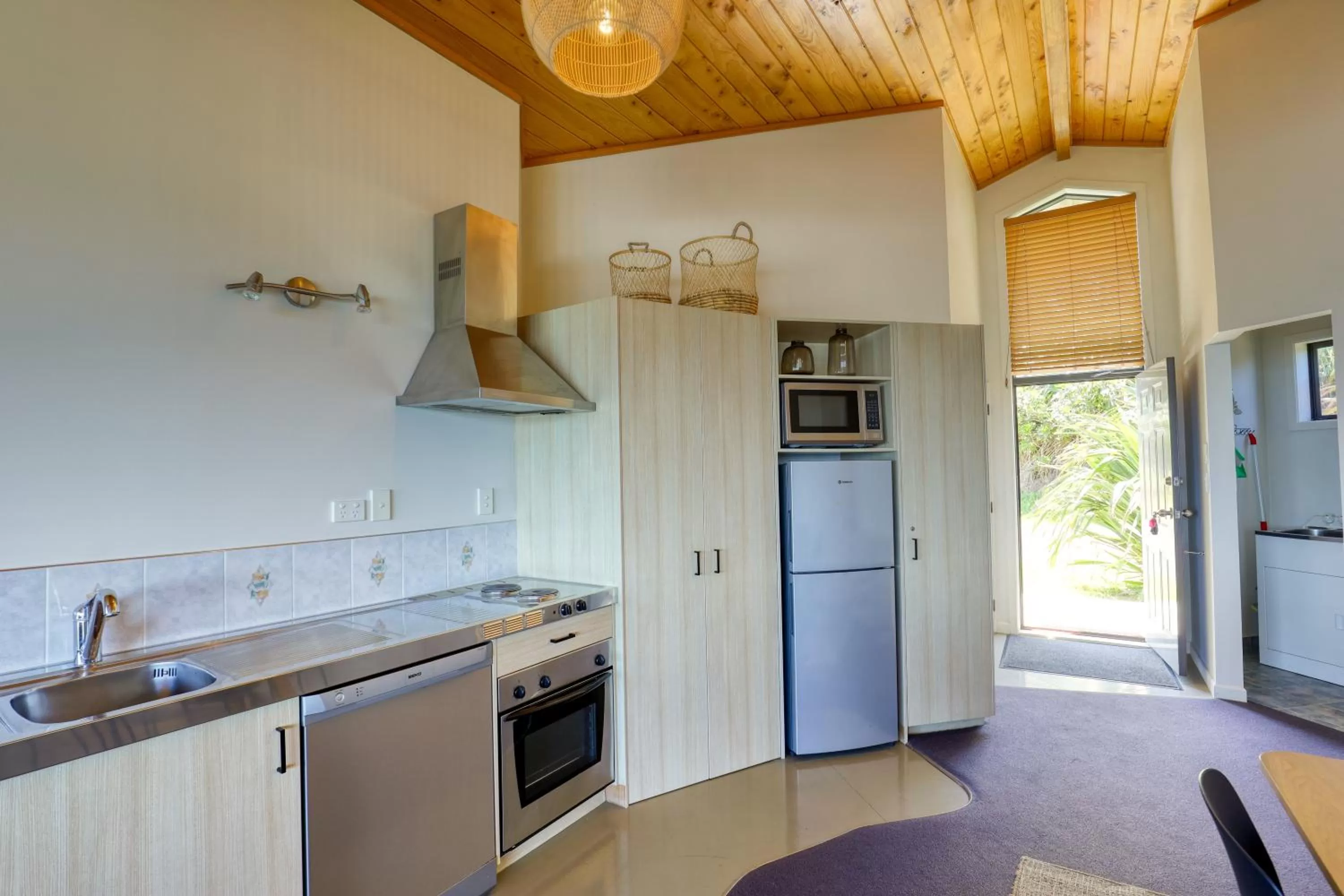 Kitchen or kitchenette in Castaways Resort