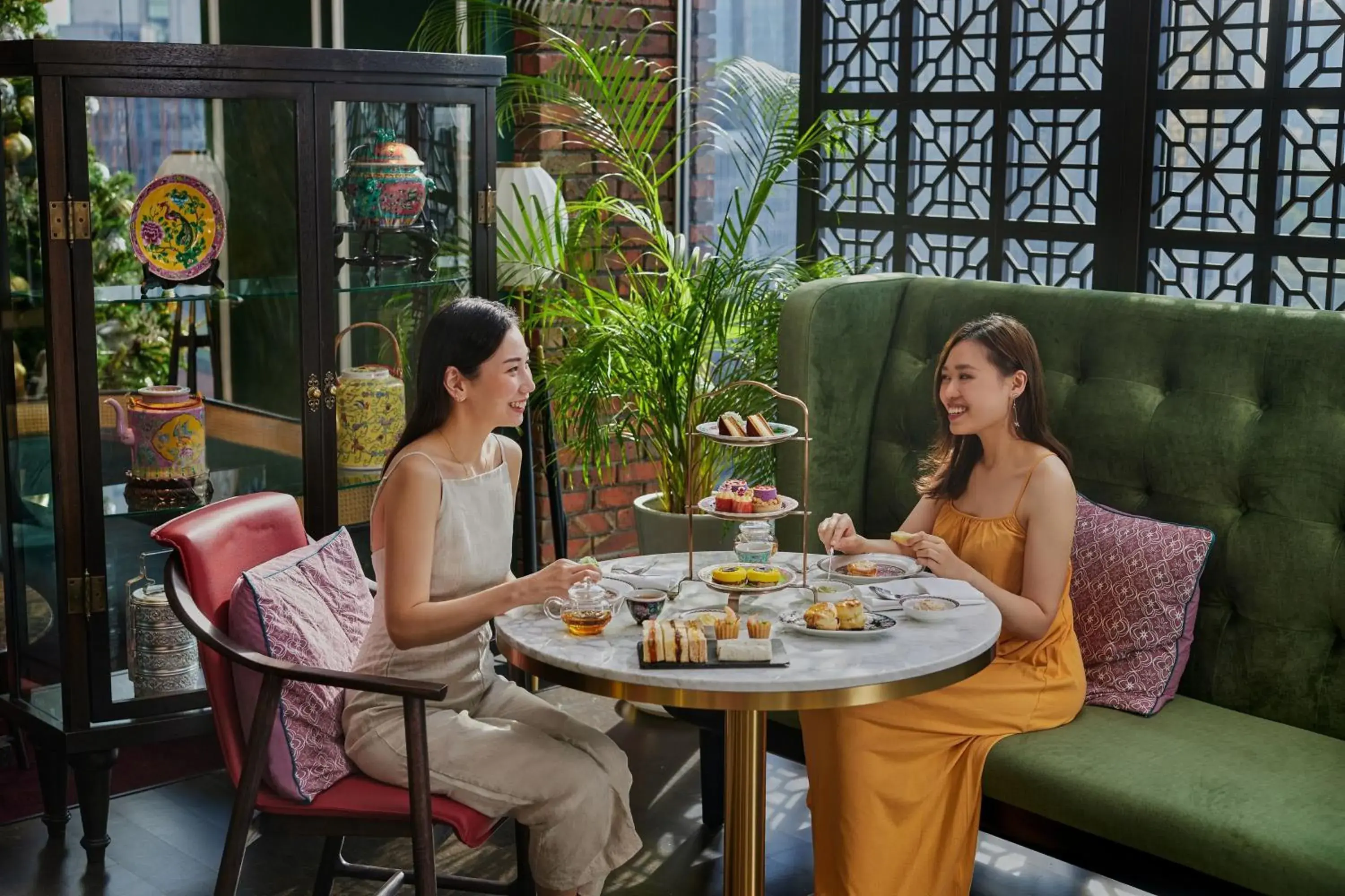 Restaurant/places to eat in Four Points by Sheraton Kuala Lumpur, Chinatown