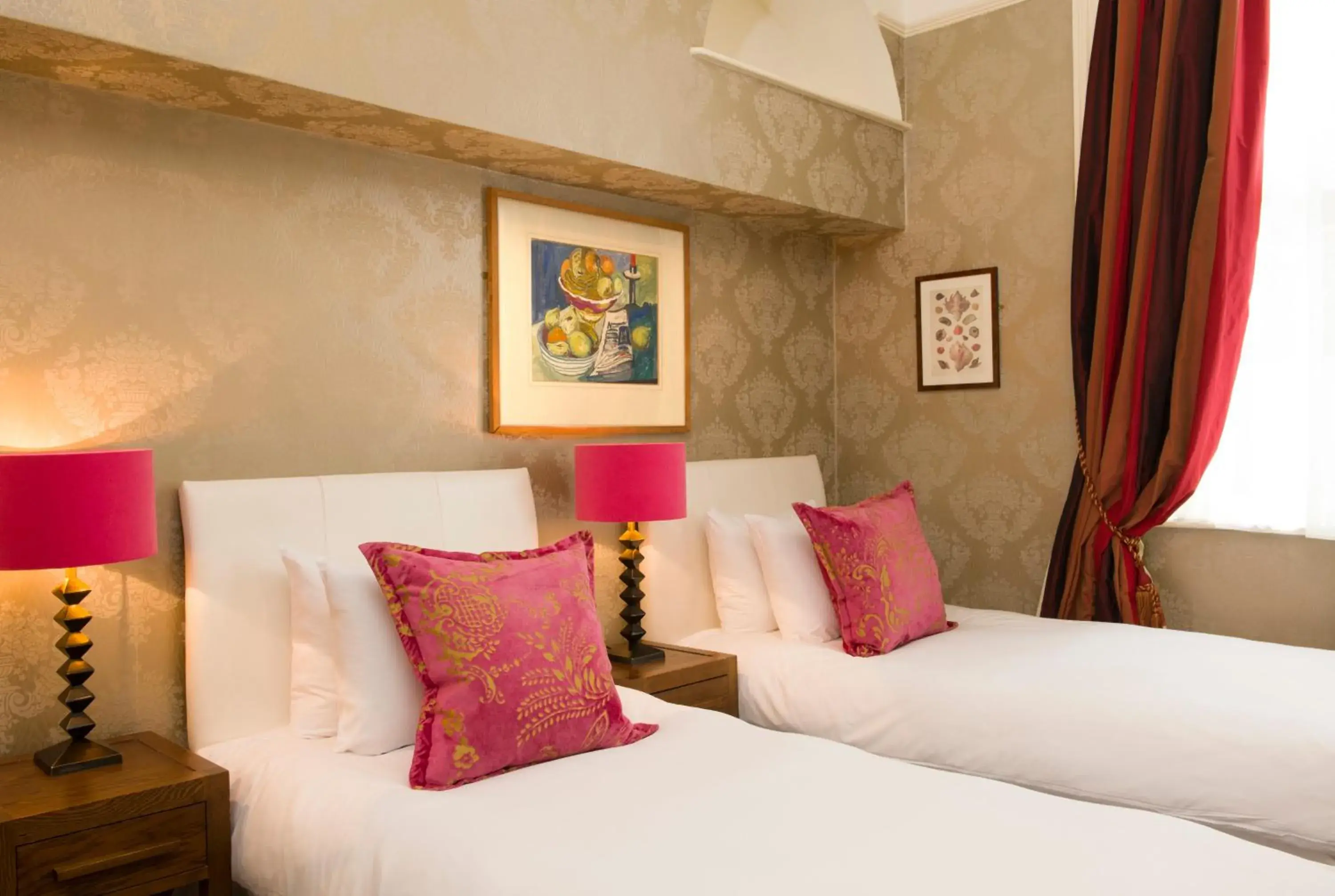 Twin Room in Brooks Guesthouse Twin Room in Brooks Guesthouse