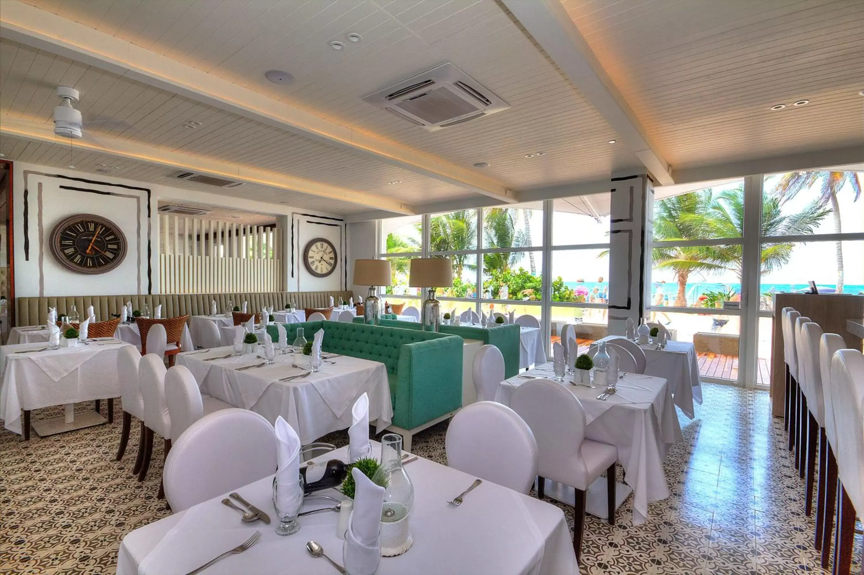 Restaurant/places to eat in Hotel Casablanca Restaurant/places to eat in Hotel Casablanca