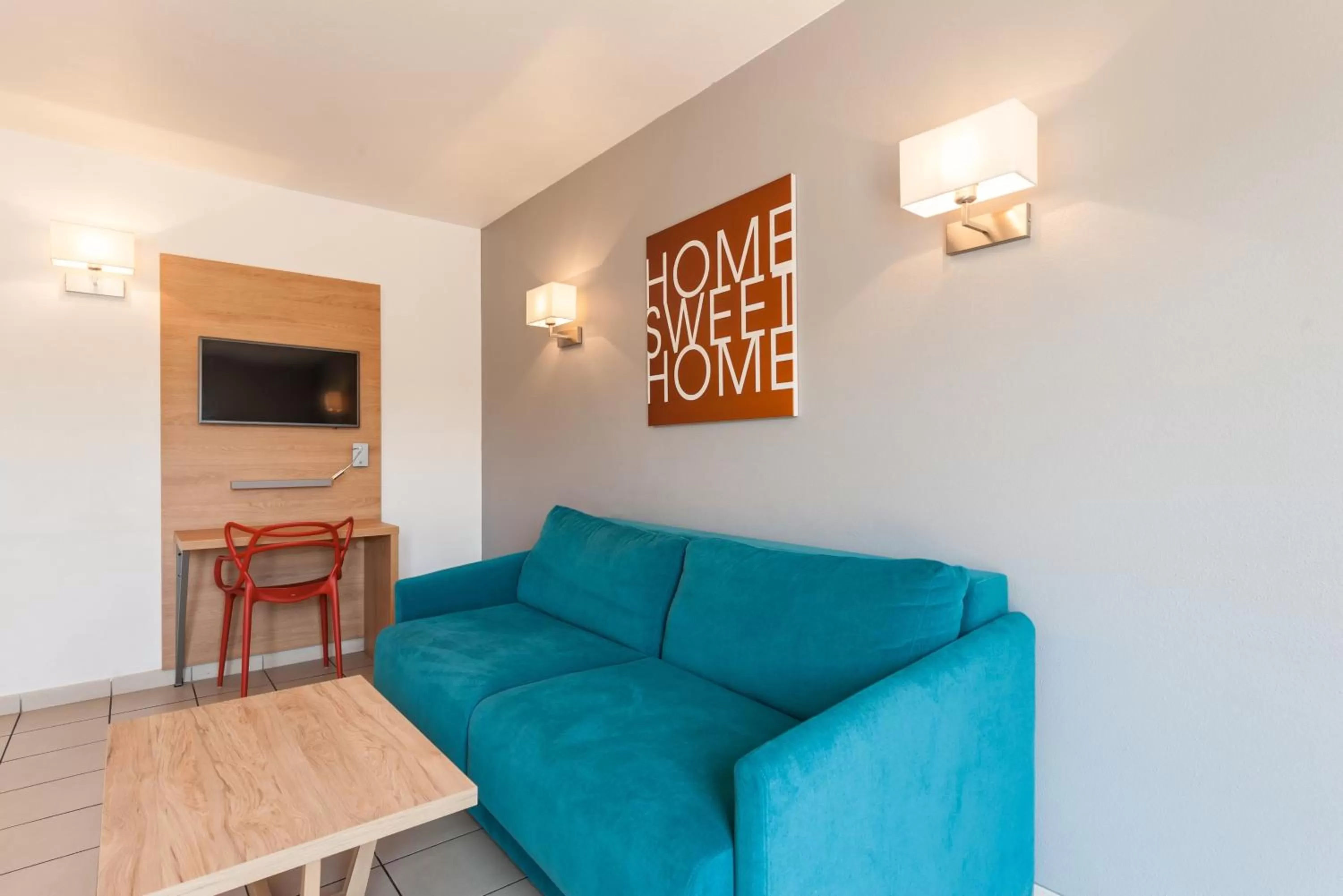 TV and multimedia in Residhotel Le Grand Prado