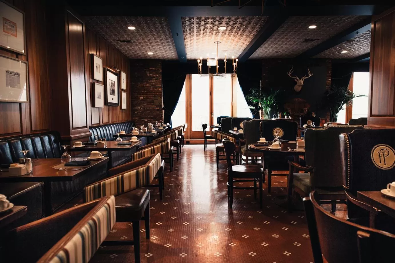 Restaurant/places to eat in Los Angeles Athletic Club