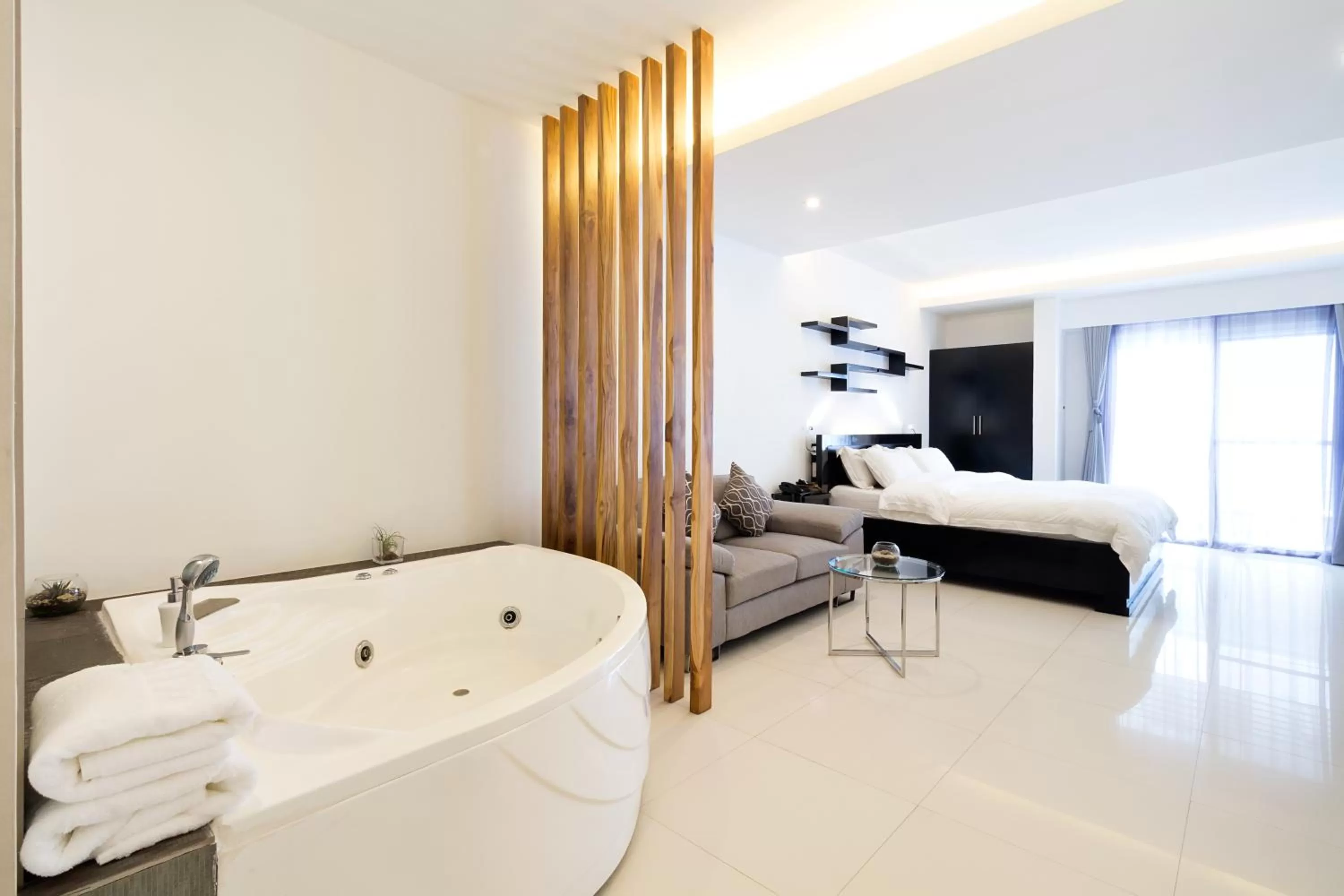 Photo of the whole room, Bed in Winds Boutique Hotel