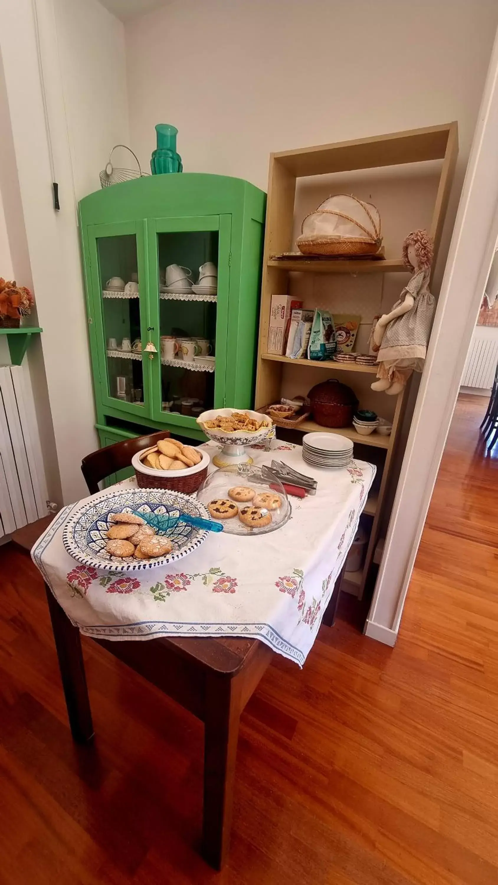 Kitchen or kitchenette, Dining Area in Fontecorona Bed and Breakfast