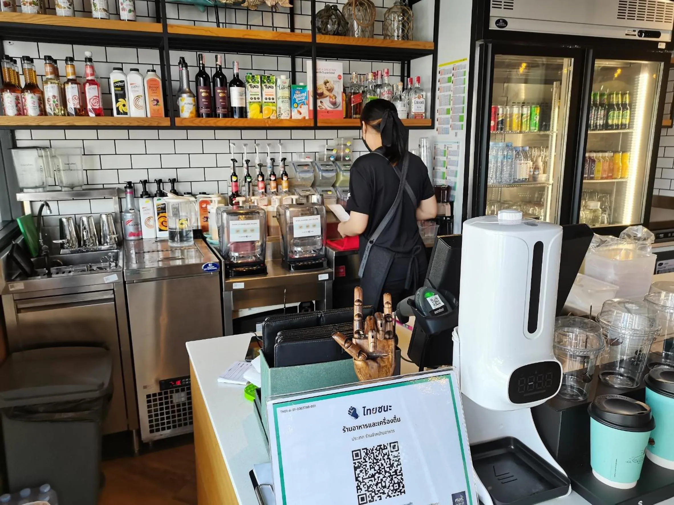 Restaurant/places to eat in Capricorn Village - SHA Extra Plus