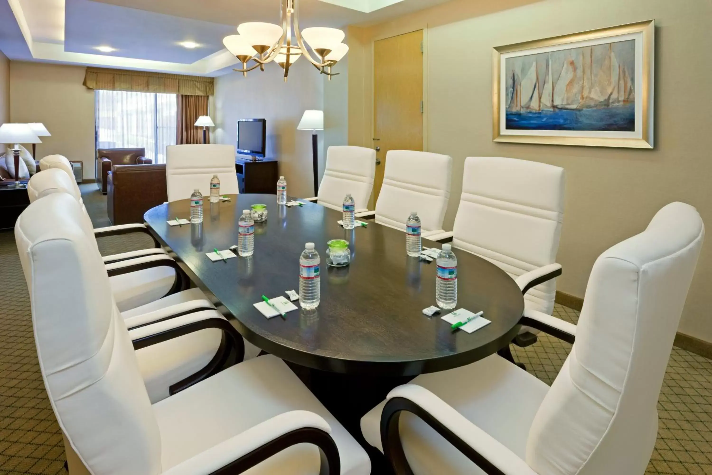 Meeting/conference room in Armoni Inn & Suites