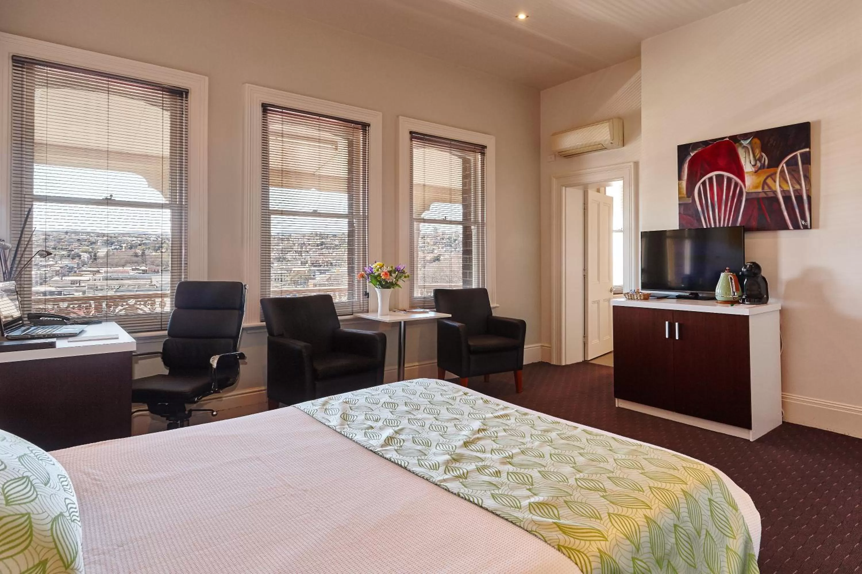 Bed in Auldington Hotel