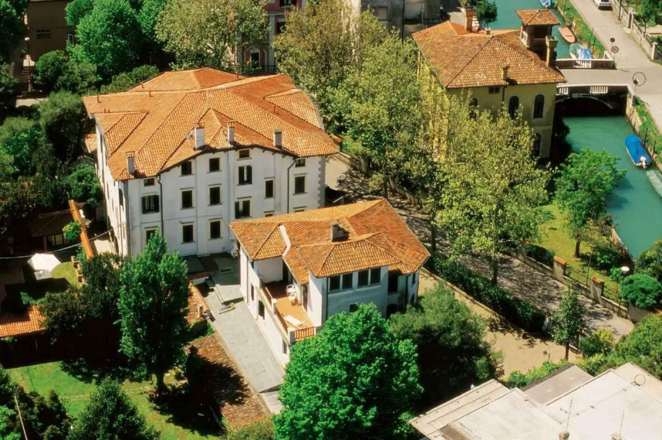 Bird's eye view, Bird's-eye View in Hotel La Meridiana