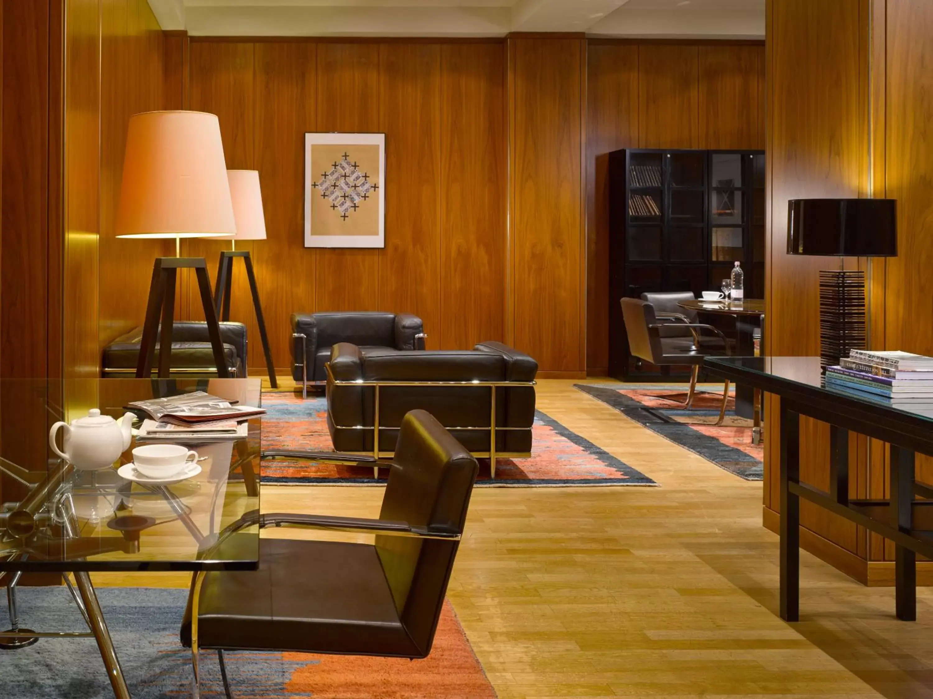 Lounge or bar in K+K Hotel Opera Lounge or bar in K+K Hotel Opera