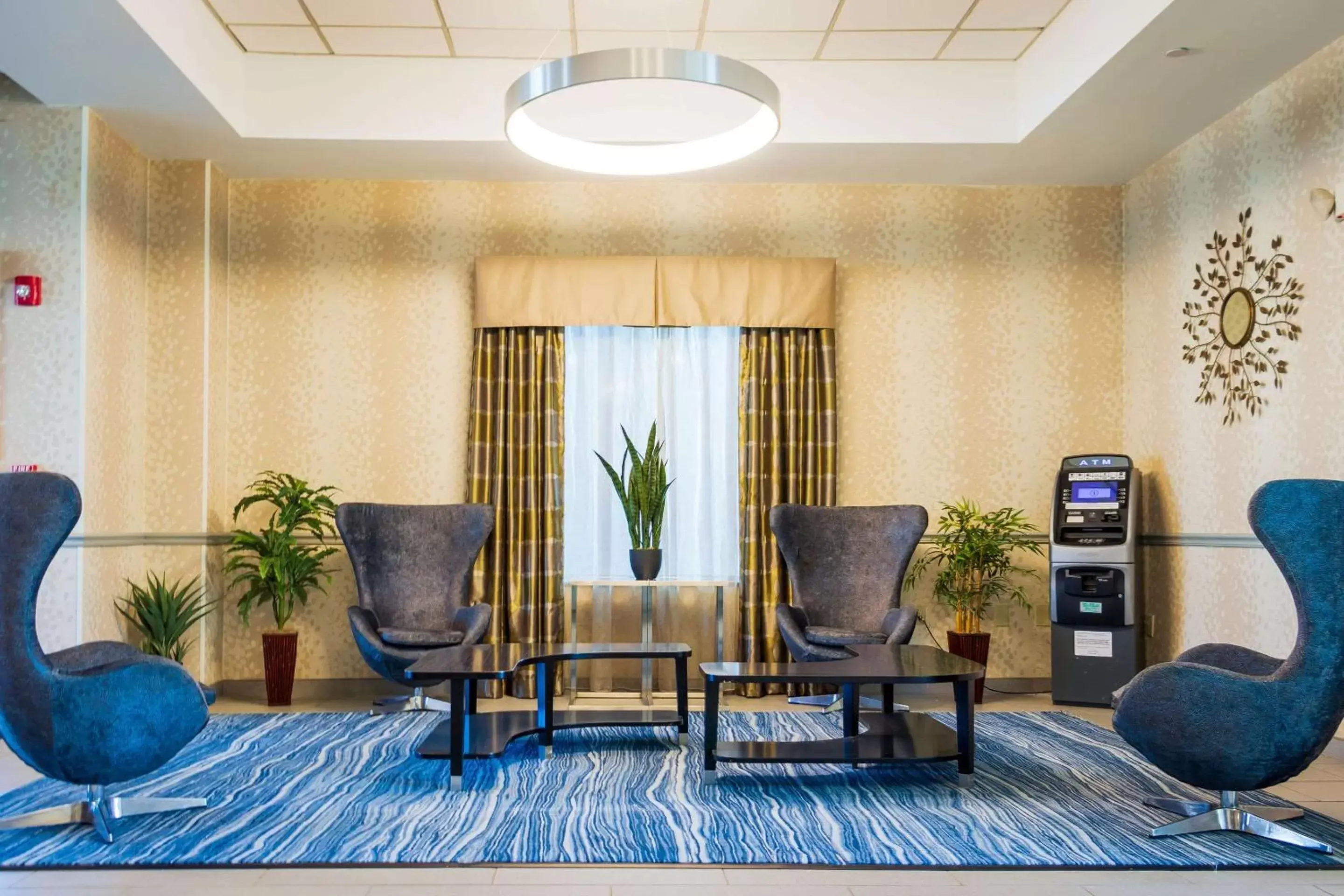 Lobby or reception in Comfort Inn & Suites Plainville-Foxboro