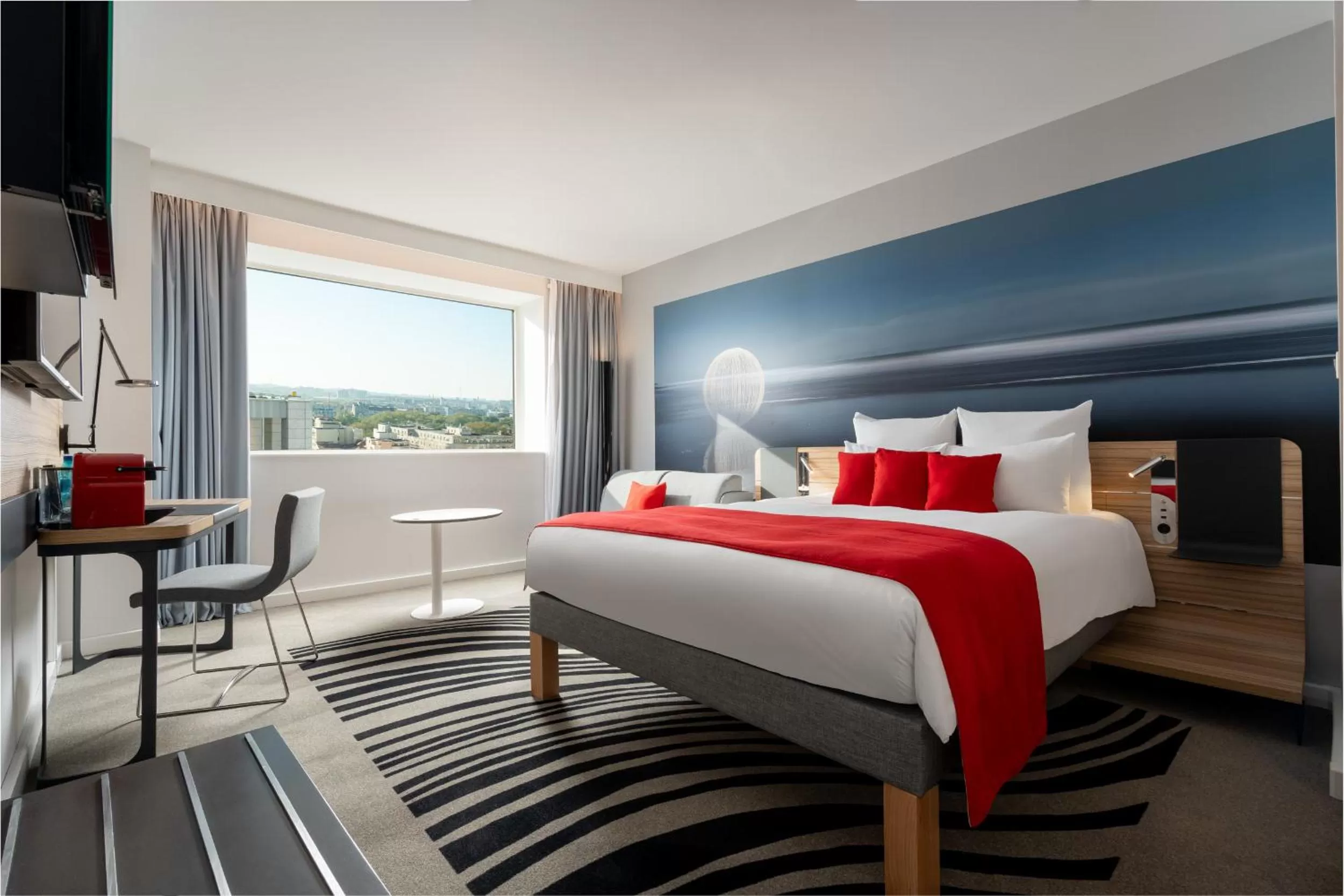 Executive Queen Room with Sofa in Novotel Bucharest City Centre