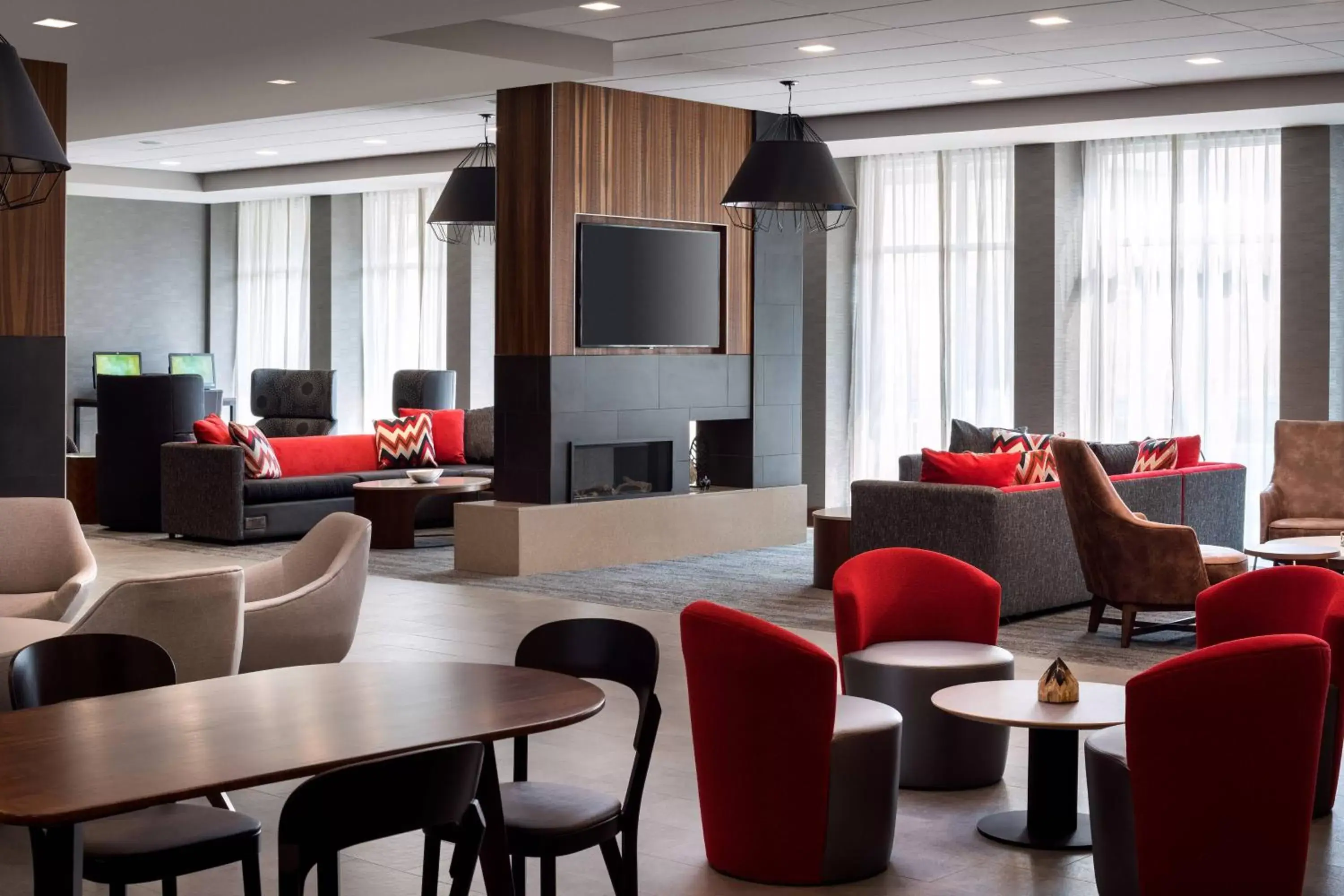 Lobby or reception, Lounge/Bar in Courtyard by Marriott Pullman