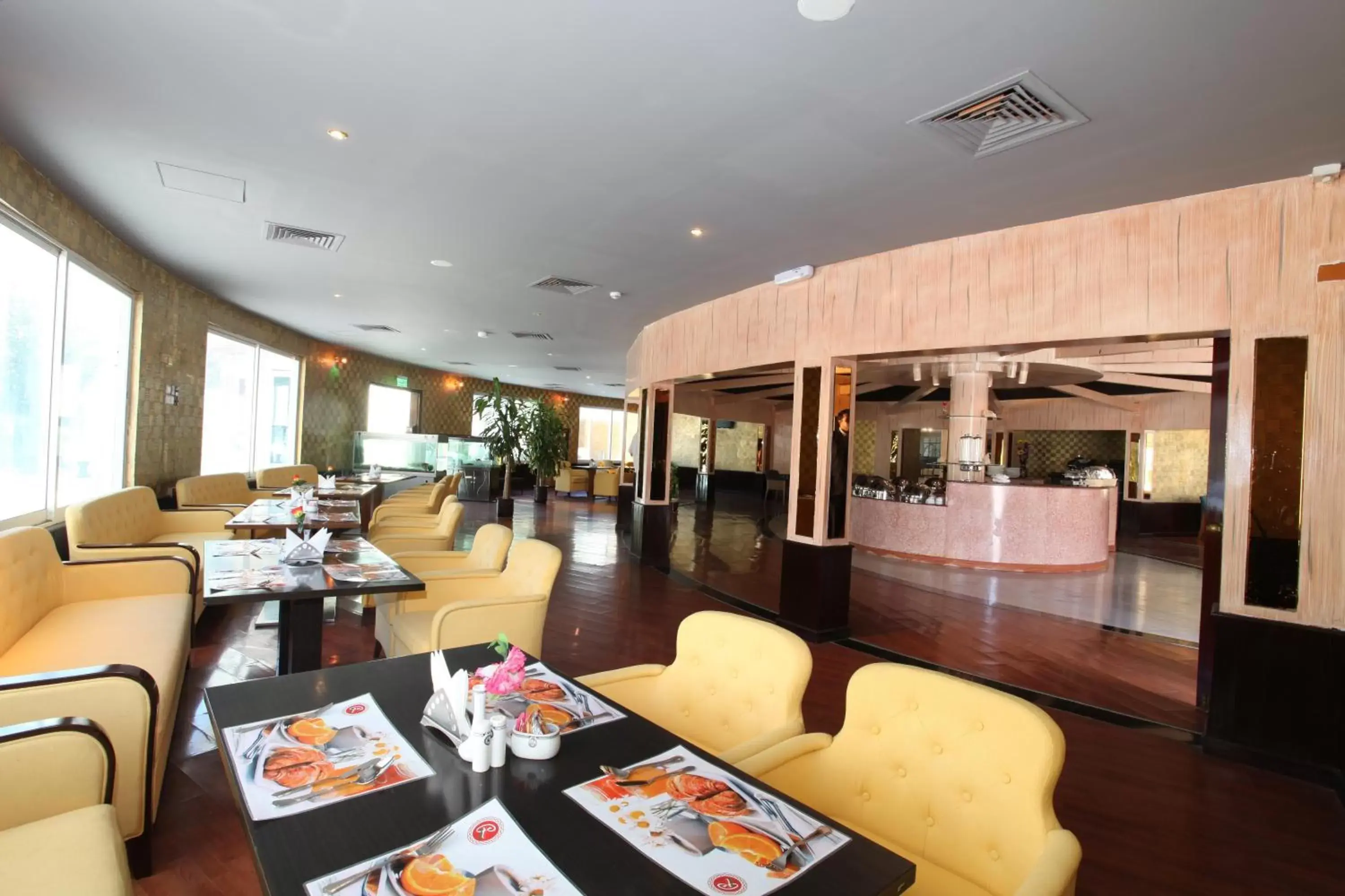 Restaurant/places to eat, Lobby/Reception in Ramee Dream Resort