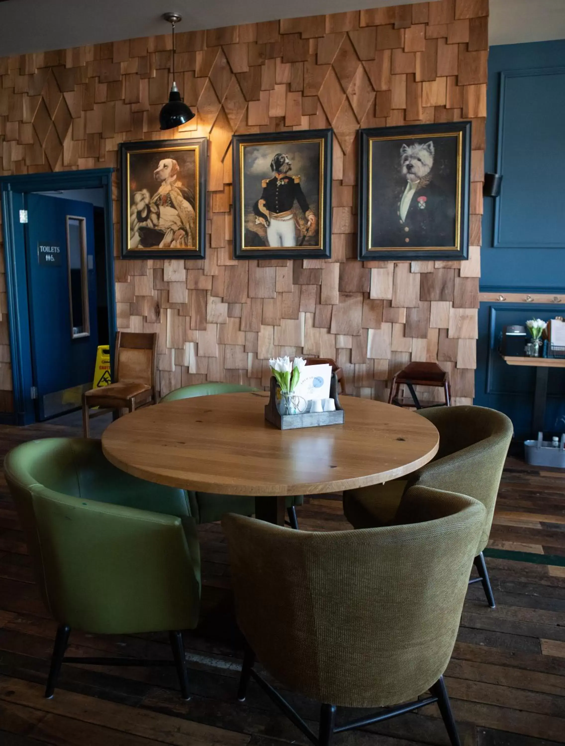 Restaurant/places to eat in Loch Lomond Hotel