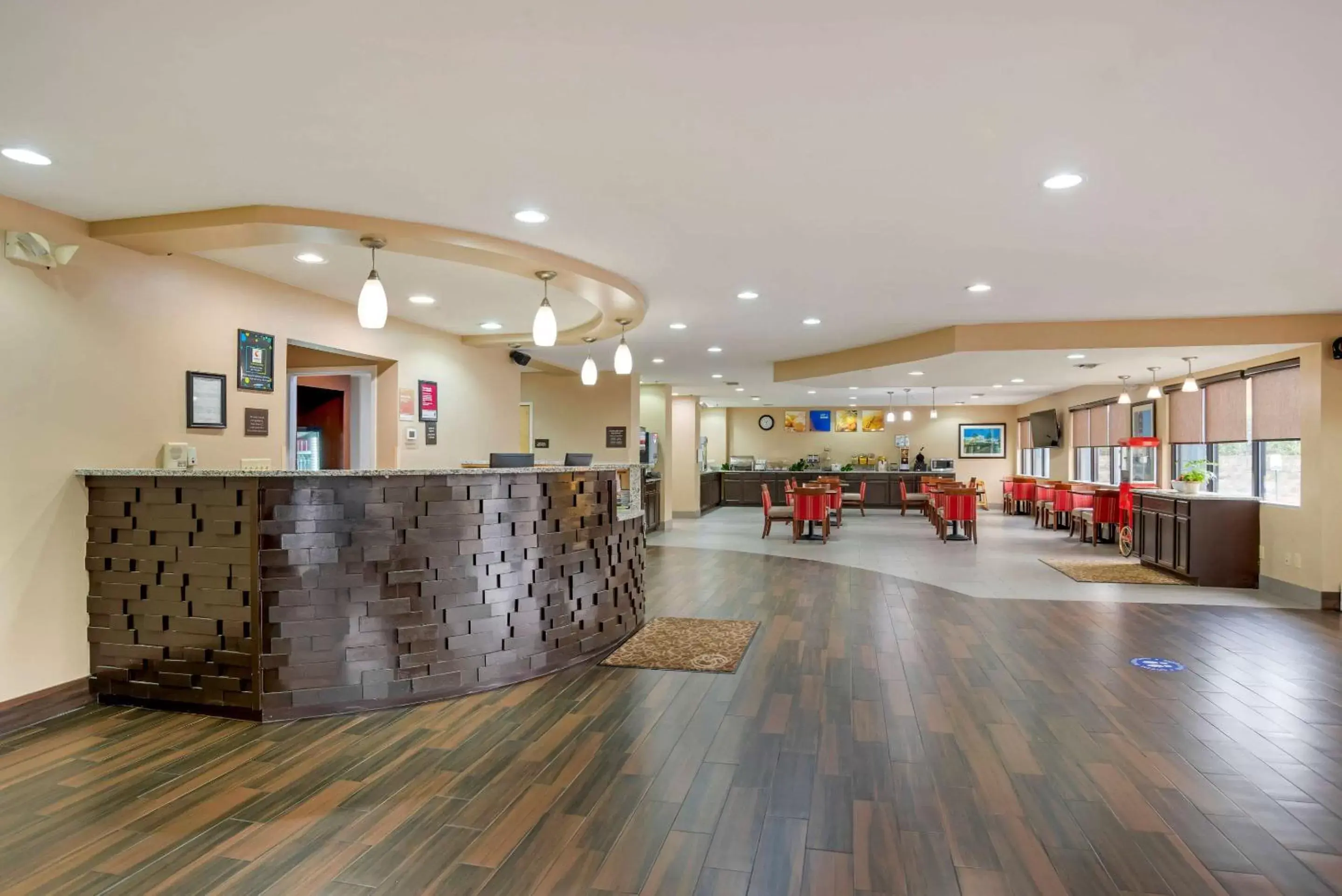 Lobby or reception, Lobby/Reception in Comfort Suites Fultondale I-65 near I-22