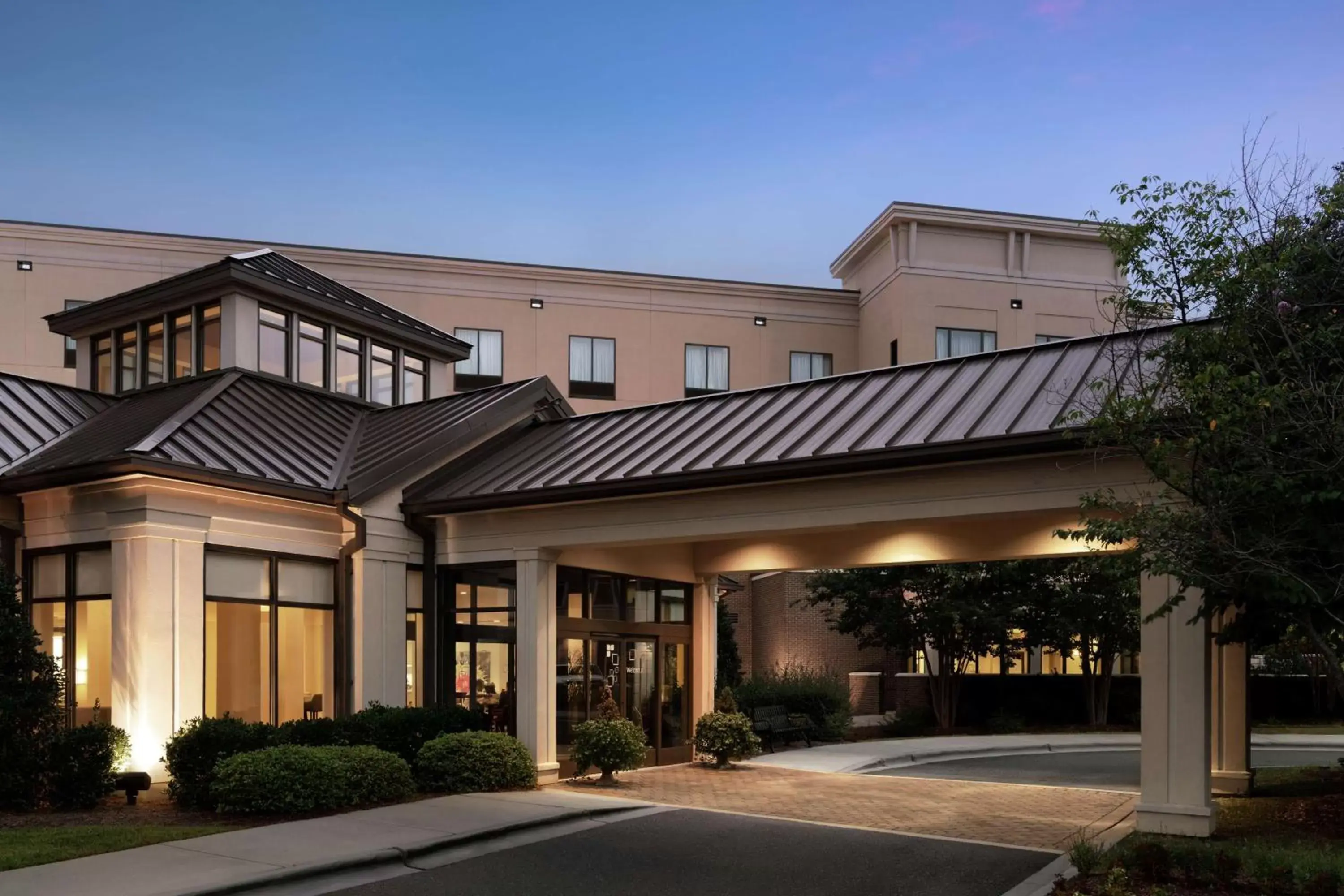 Property building in Hilton Garden Inn Charlotte/Ayrsley Property building in Hilton Garden Inn Charlotte/Ayrsley