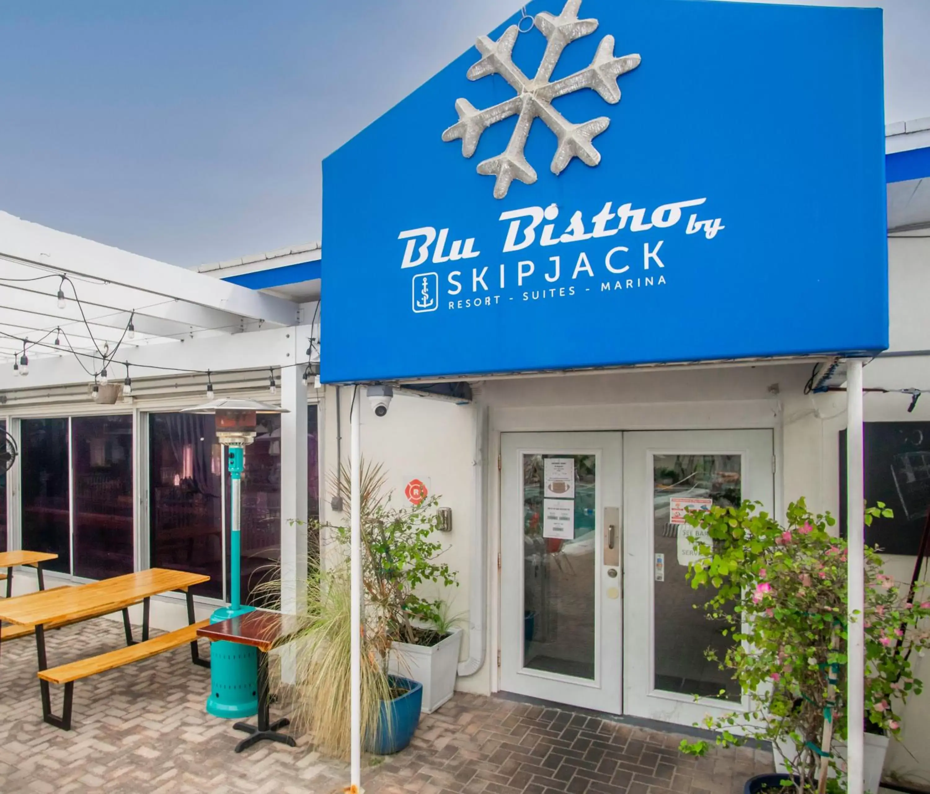 Restaurant/places to eat in Skipjack Resort & Marina