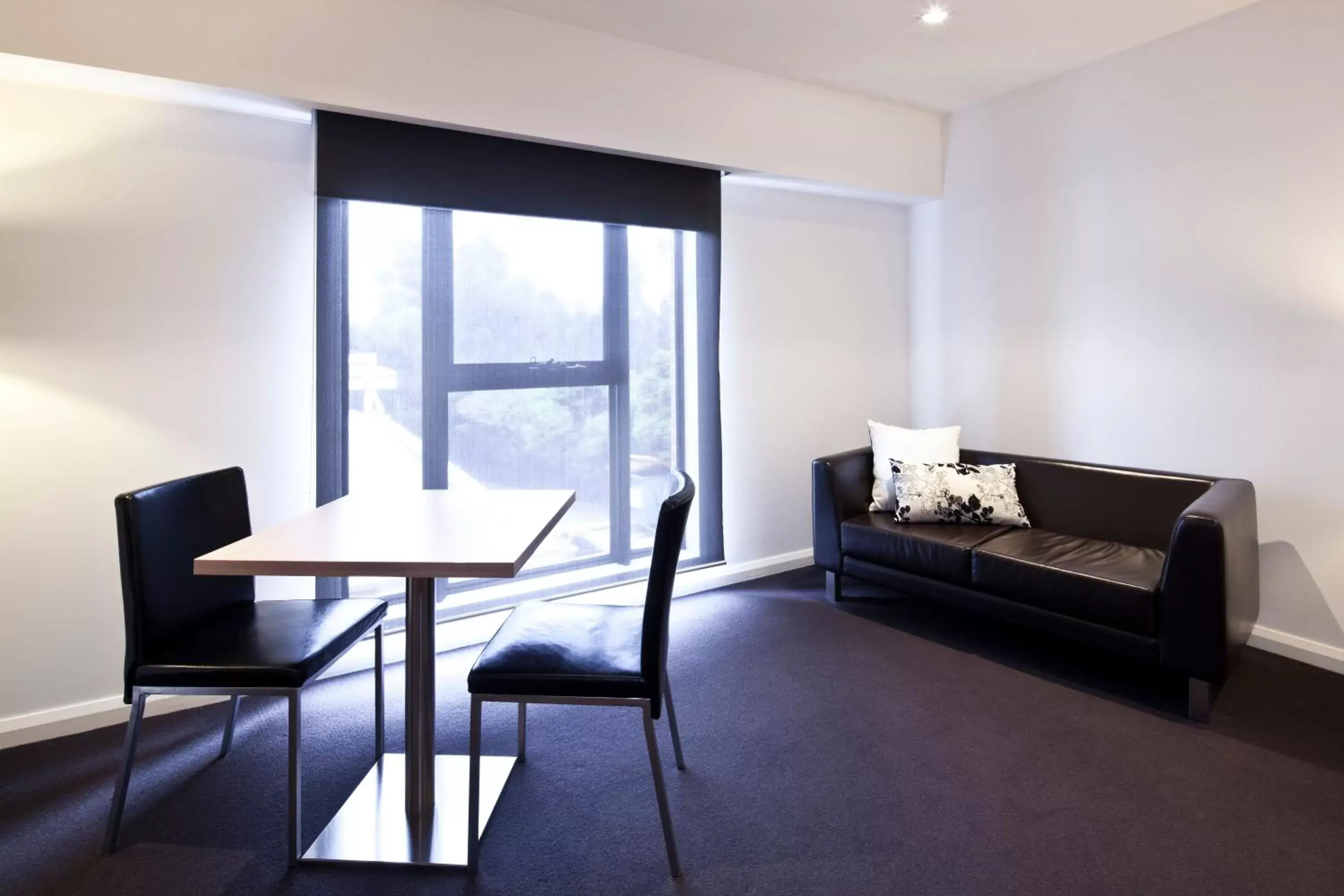 Living room, Seating Area in Best Western Plus Ballarat Suites