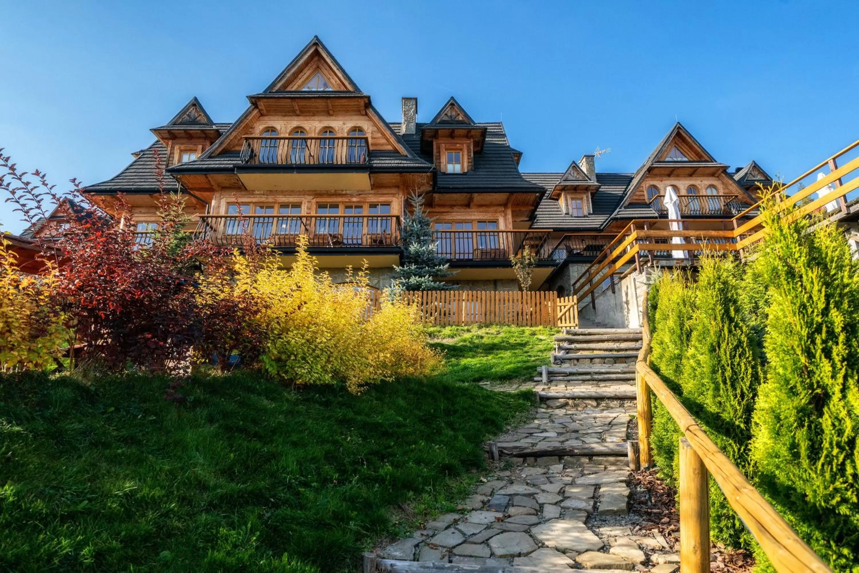 Property building in Butorowy Dwór