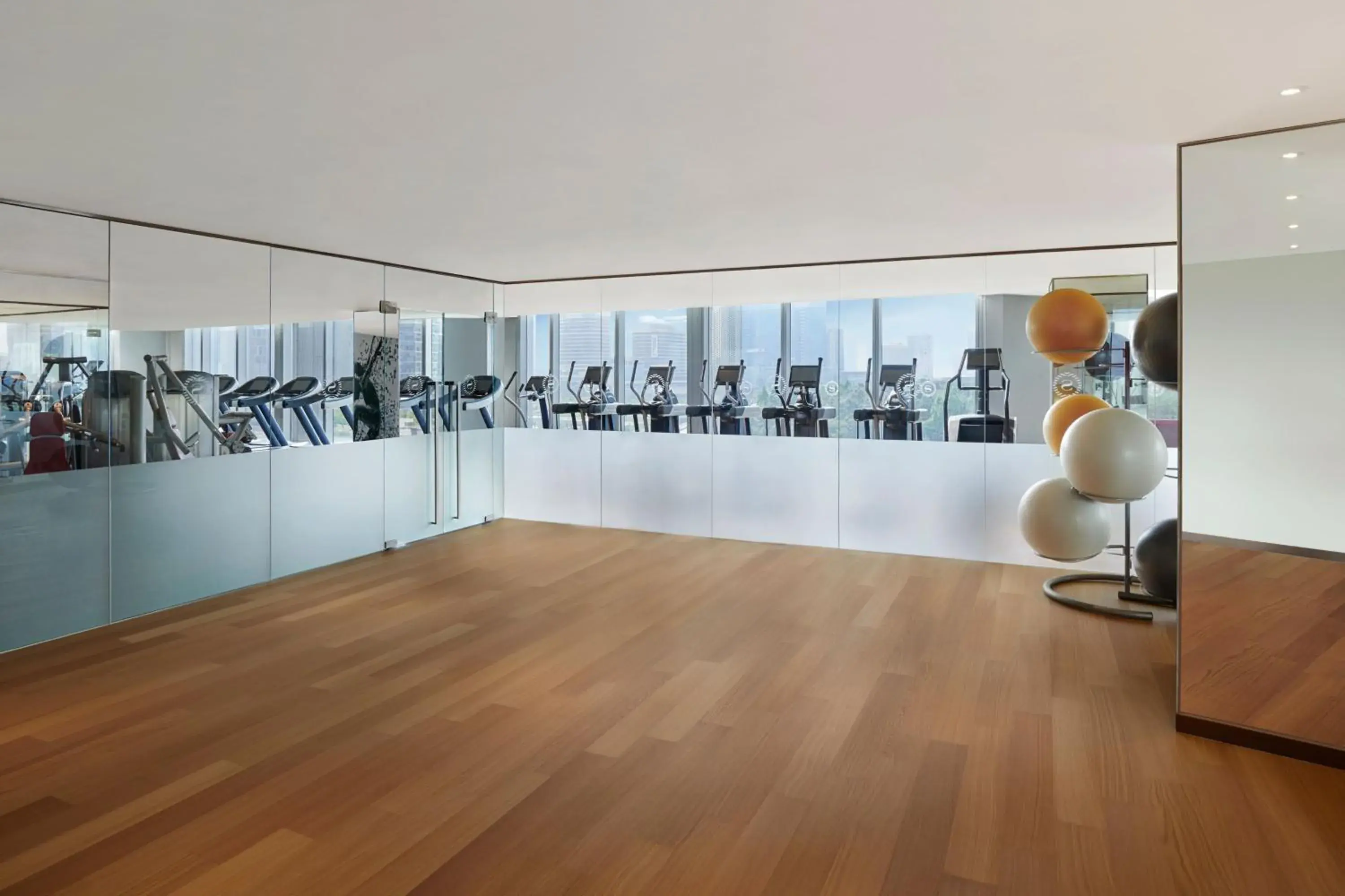 Fitness centre/facilities in Sheraton Grand Incheon Hotel