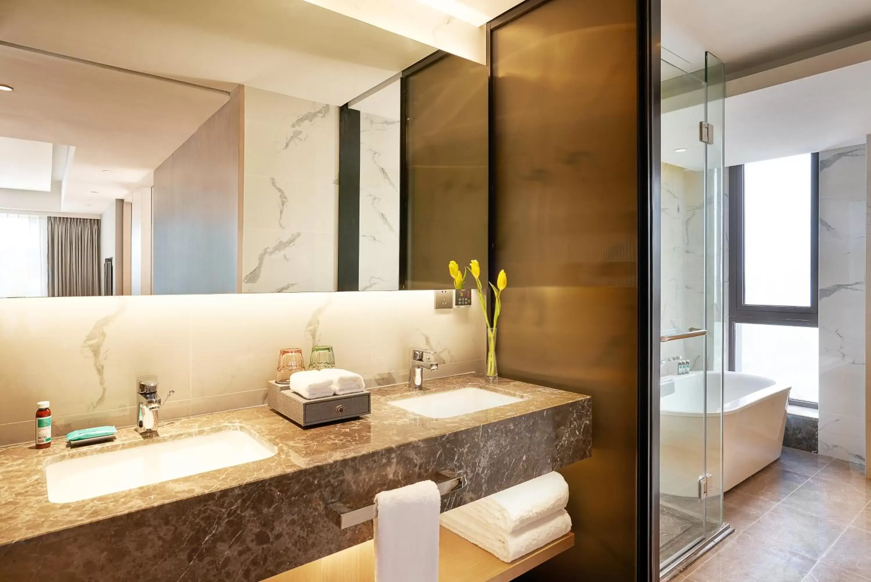Toilet, Bathroom in Shama Serviced Apartments Zijingang Hangzhou