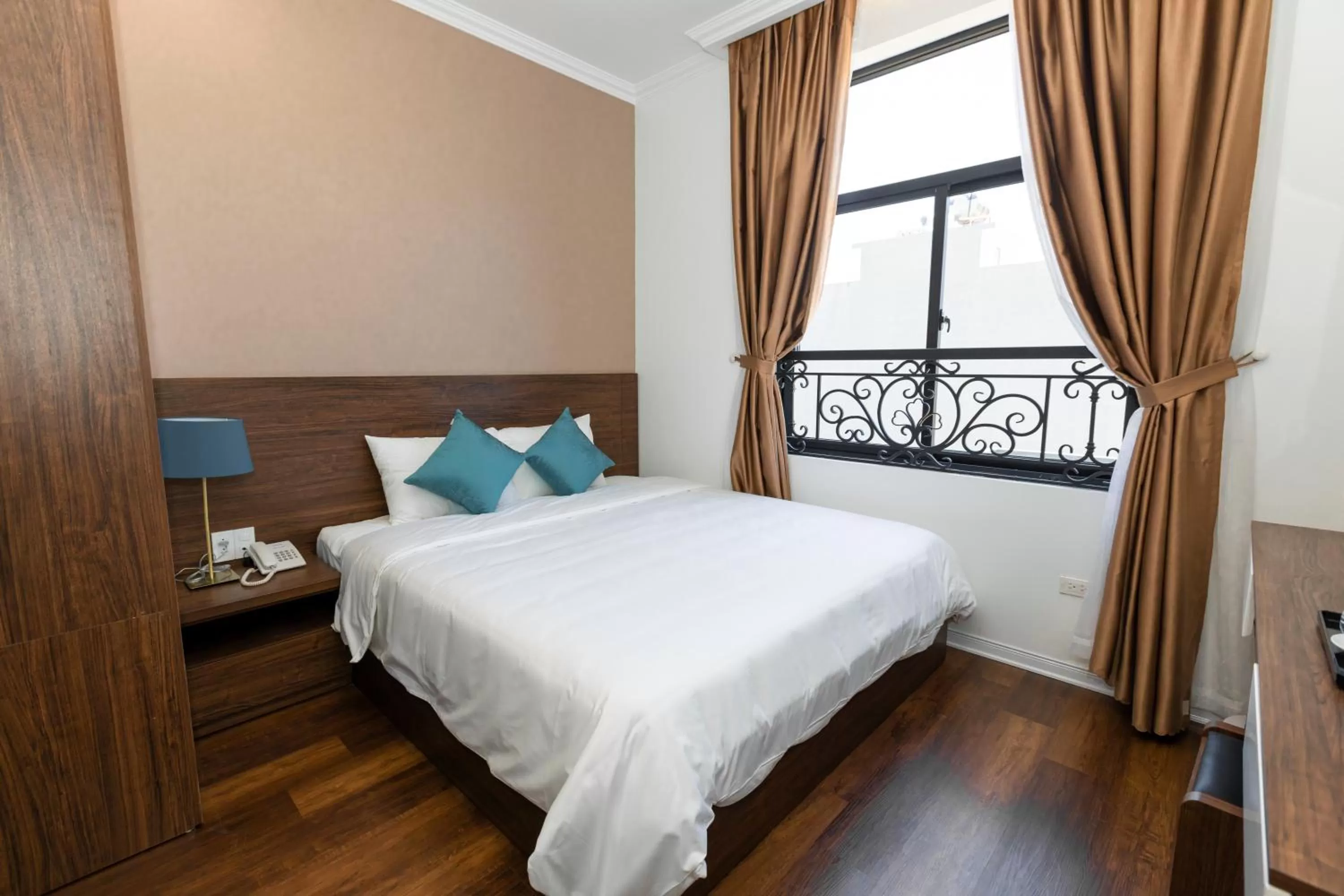 Bedroom in Minh Phong Hotel Ha Long