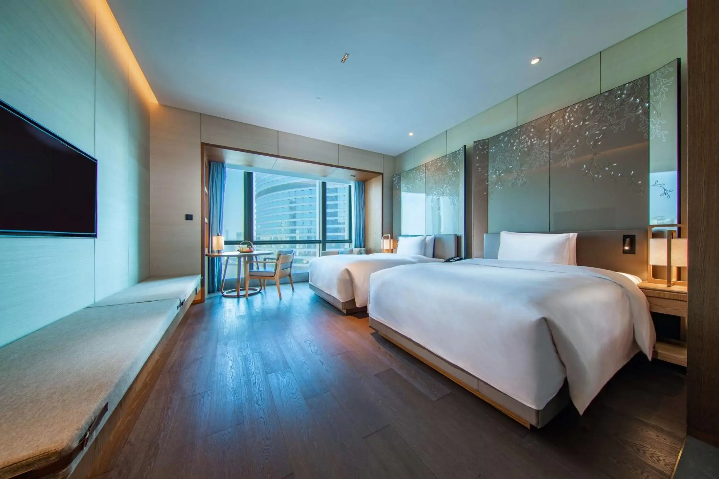 Bed in Conrad Guangzhou - Free shuttle between hotel and Exhibition Center during Canton Fair & Exhibitor registration Counter