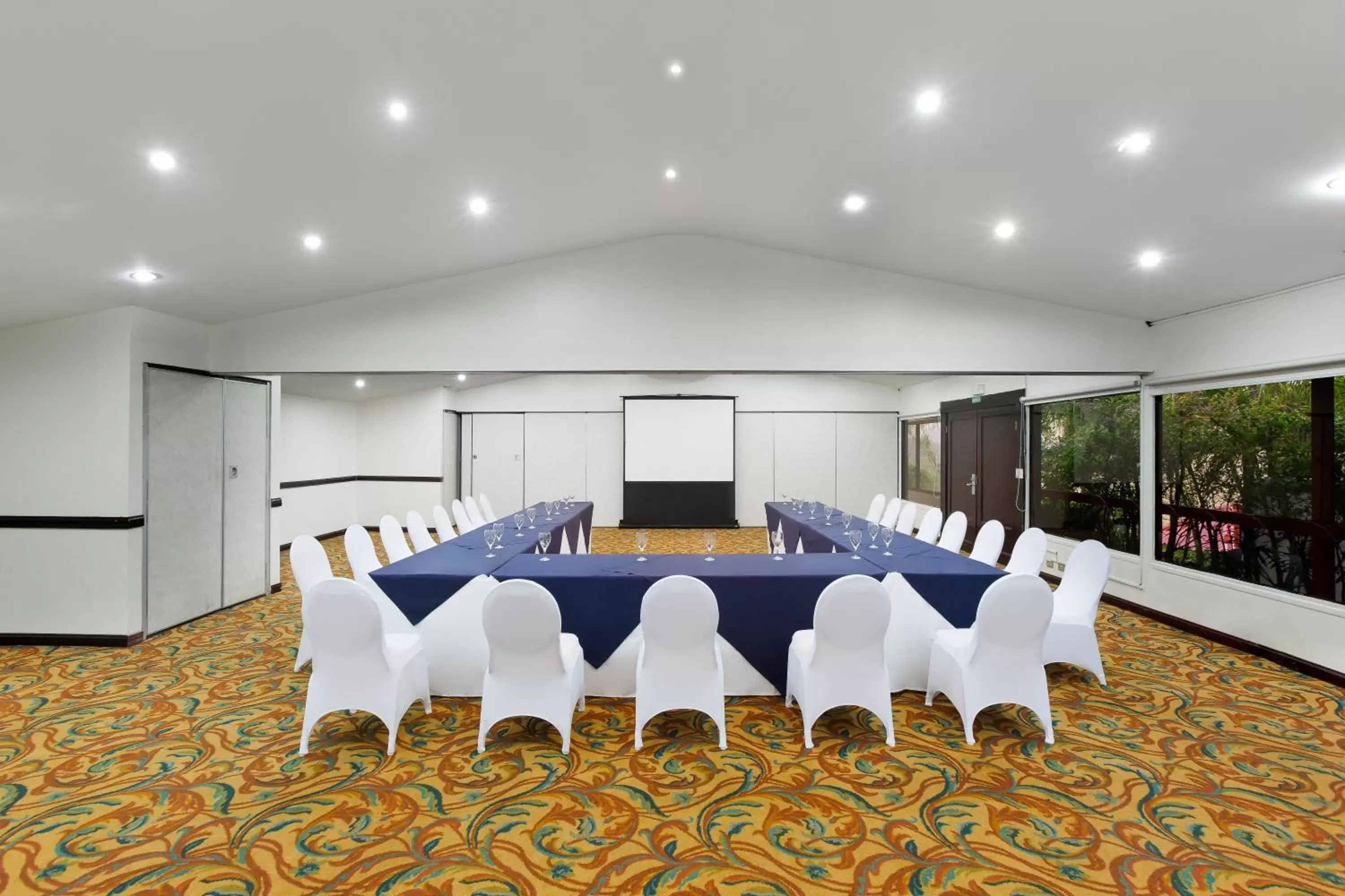 Meeting/conference room in Country Inn & Suites by Radisson, San Jose Aeropuerto, Costa Rica