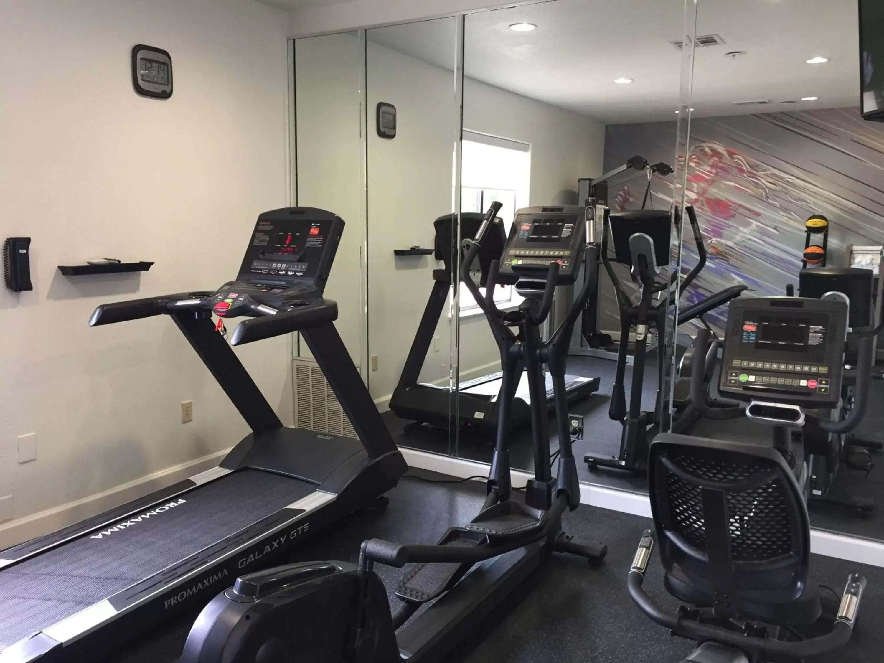 Fitness centre/facilities, Fitness Center/Facilities in Best Western Plus North Houston Inn & Suites