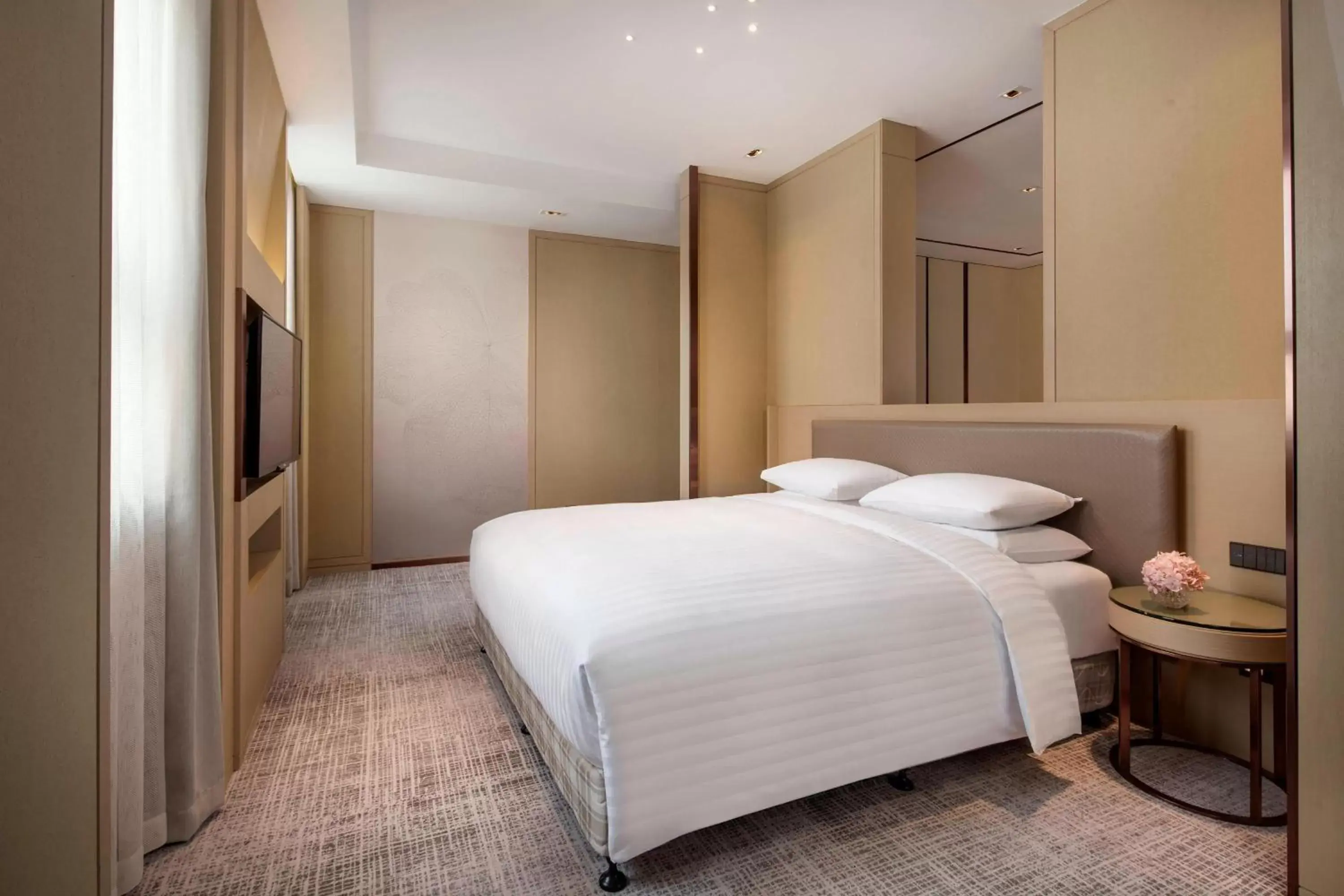 Bedroom, Bed in Courtyard by Marriott Shanghai International Tourism and Resorts Zone